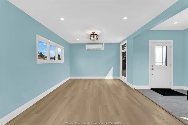 77 JULIE Lane, Lakeshore 4