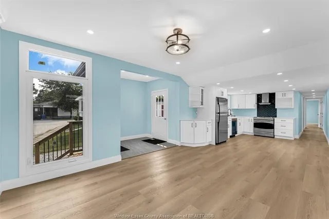 77 JULIE Lane, Lakeshore 5
