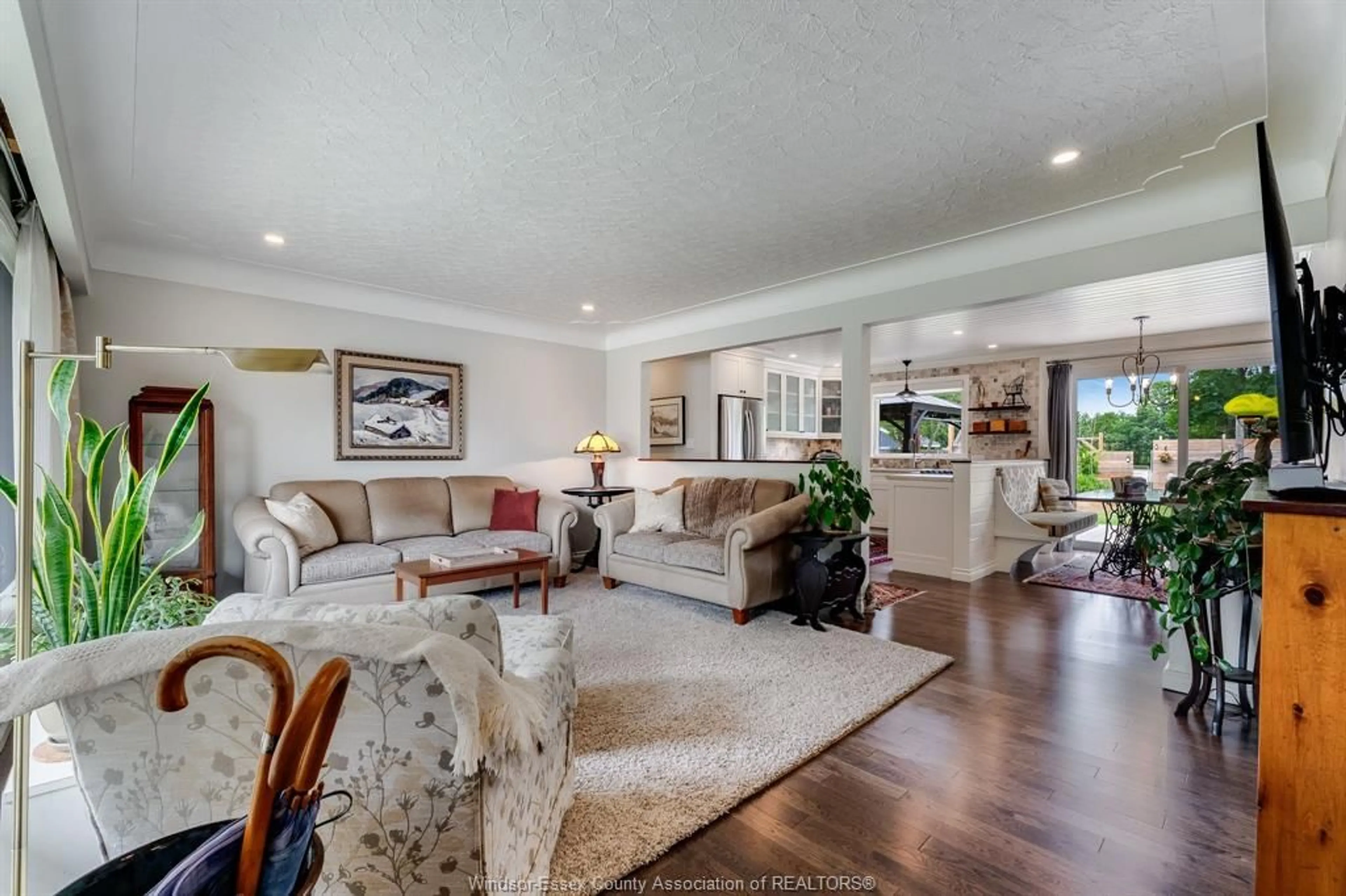 Living room with furniture, unknown for 9 MARGARET, Leamington Ontario N8H 2J9