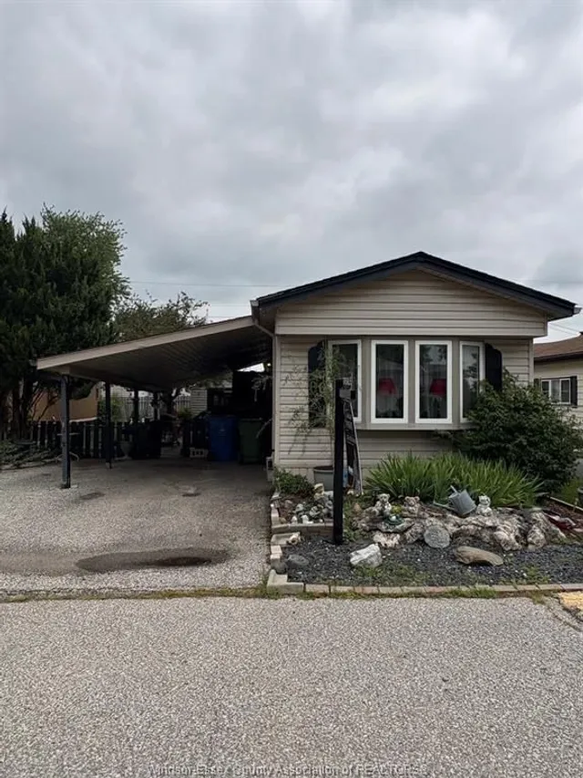 80 SUNCREST Dr, Lakeshore 3