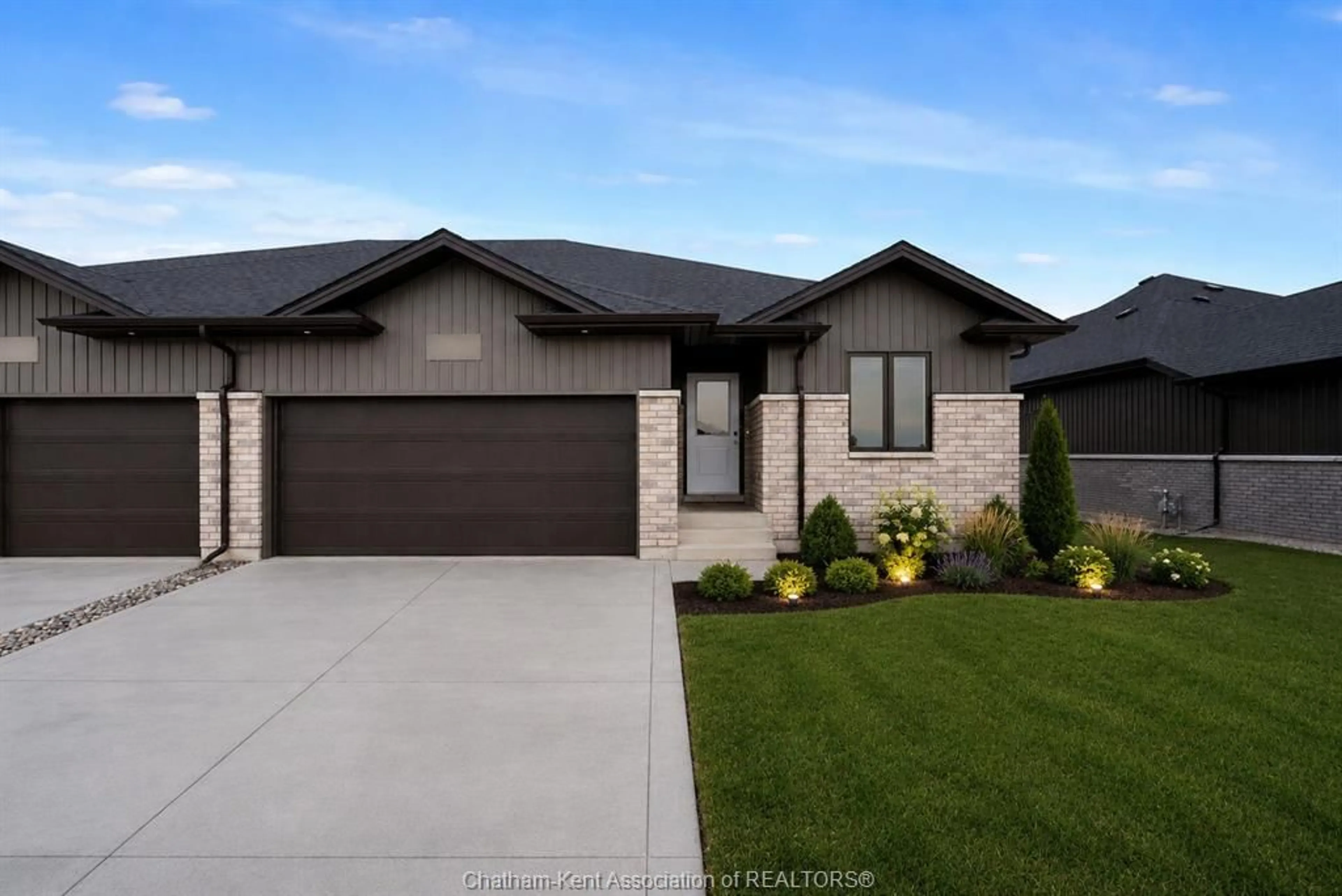 Home with brick exterior material, street for 8 Cornerstone Pl, Chatham Ontario N7M 0V8