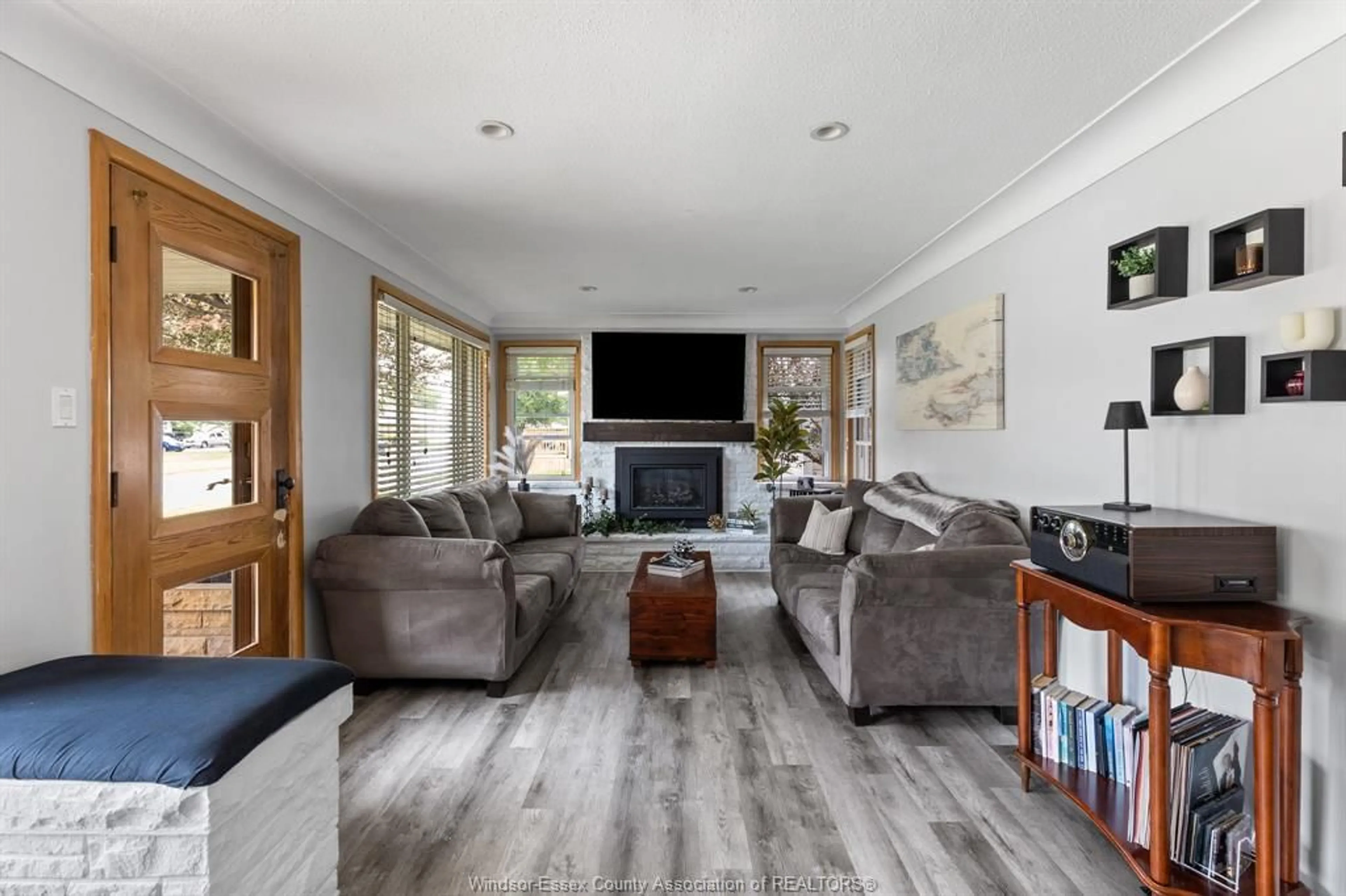 Living room with furniture, unknown for 654 CENTRE St, Belle River Ontario N0R 1A0