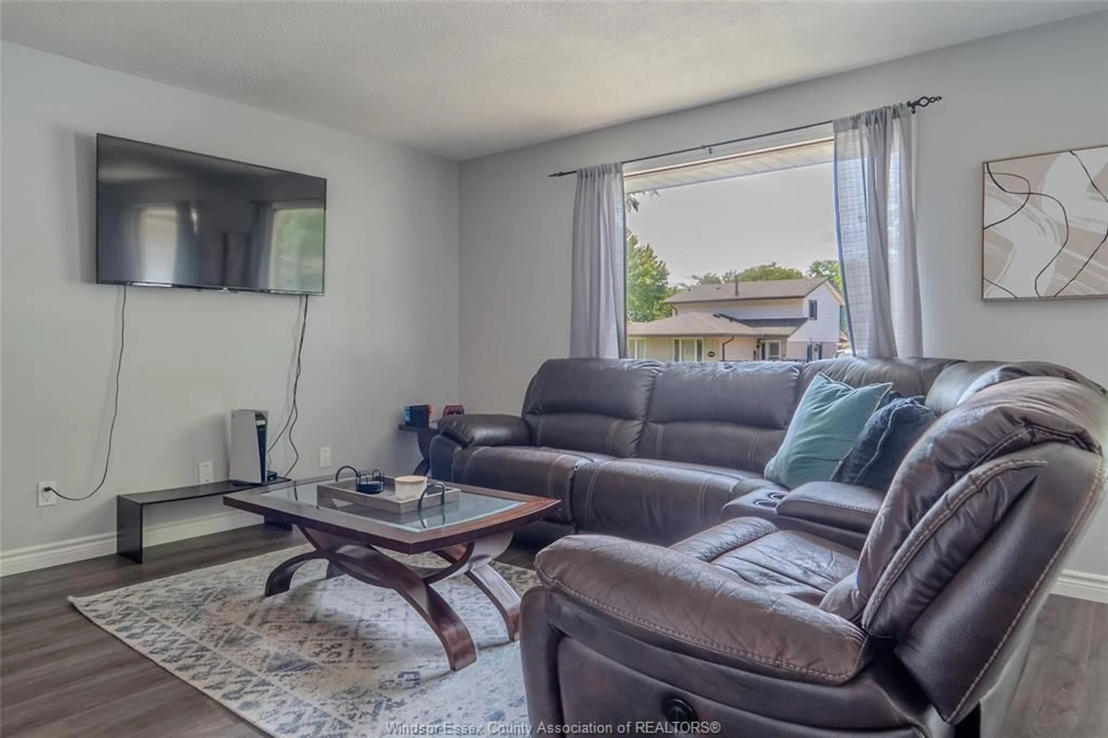 Living room with furniture, unknown for 9511 Avery Lane, Windsor Ontario N8R 2C1