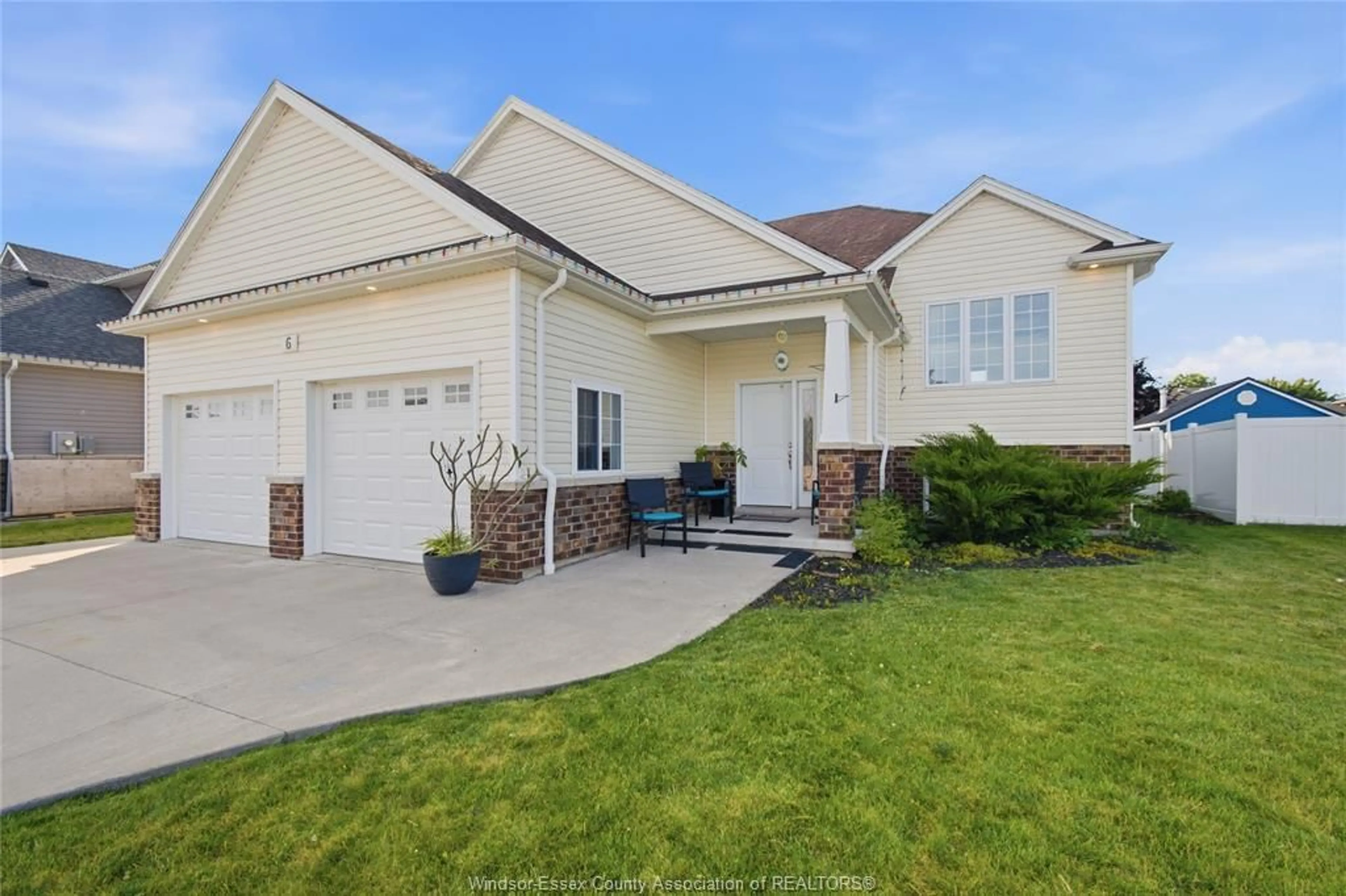 Home with vinyl exterior material, street for 6 JOANEY Lane, Cottam Ontario N0R 1B0