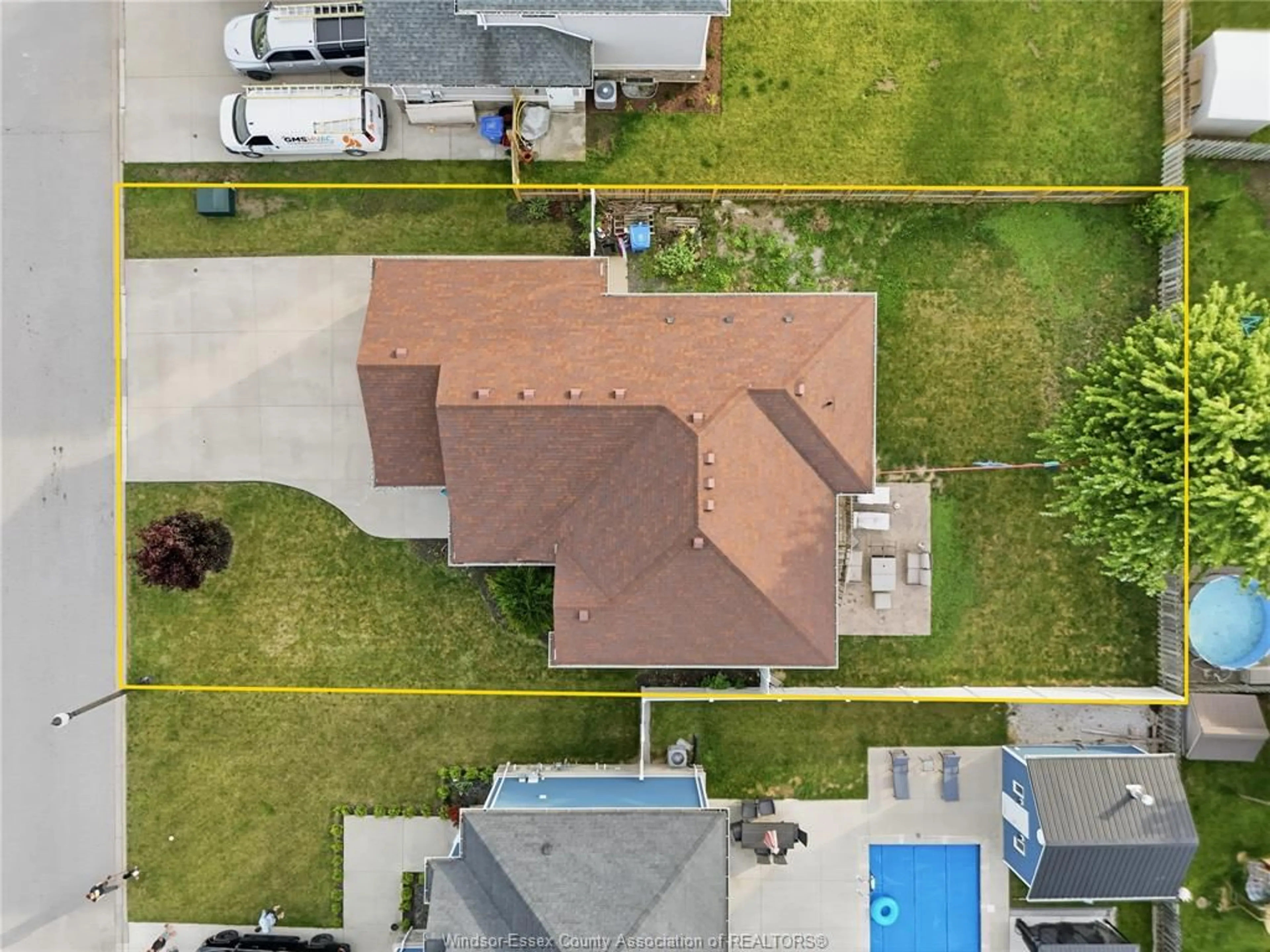 A pic from outside/outdoor area/front of a property/back of a property/a pic from drone, street for 6 JOANEY Lane, Cottam Ontario N0R 1B0