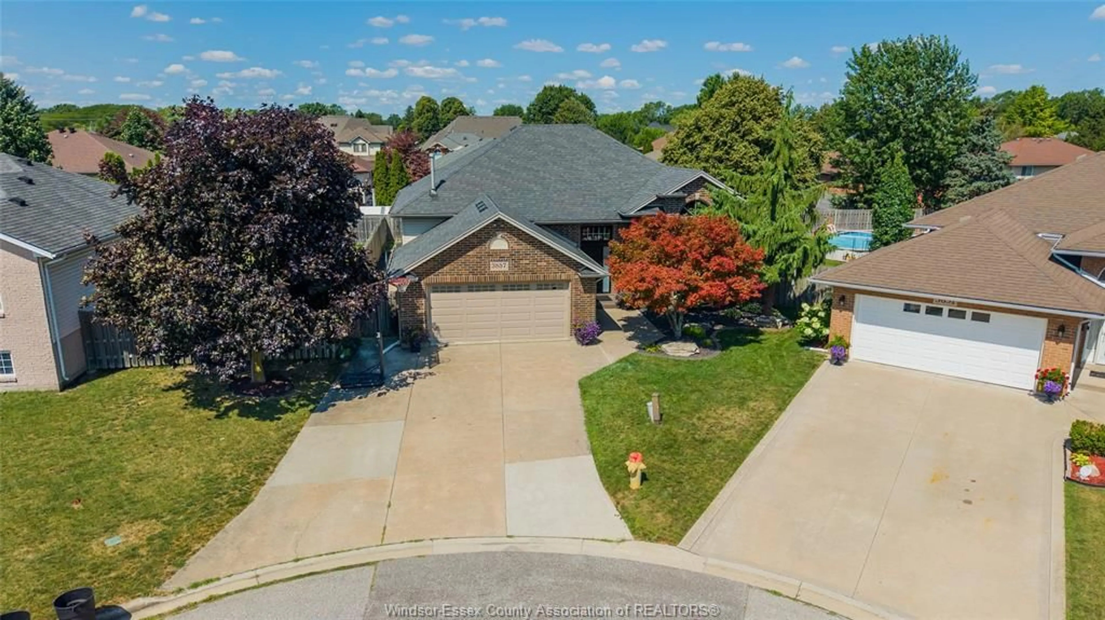 A pic from outside/outdoor area/front of a property/back of a property/a pic from drone, unknown for 3857 SOCRATES Crt, Windsor Ontario N9G 2P2