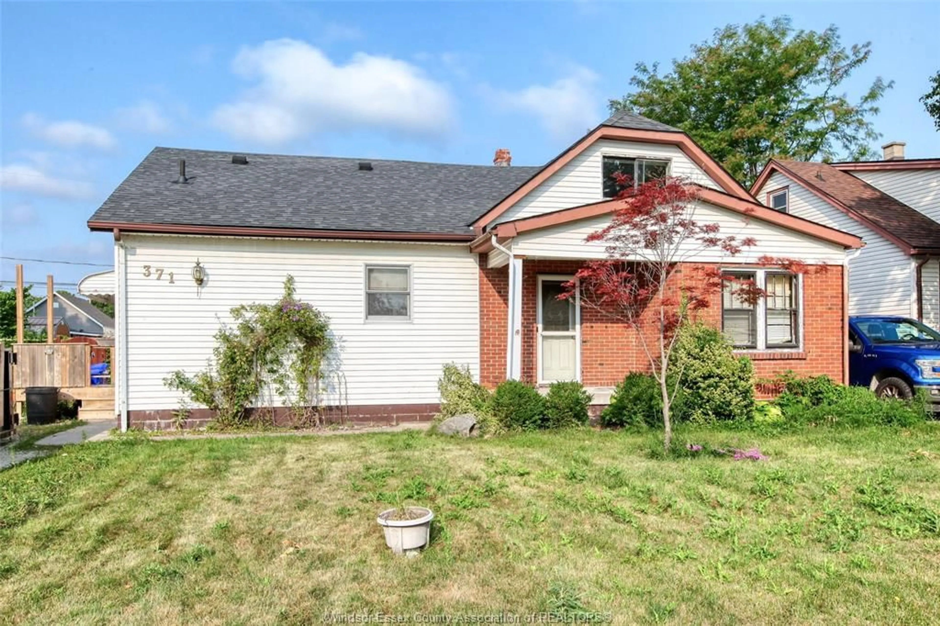 Home with brick exterior material, street for 371 LAPORTE, Windsor Ontario N8S 3P9