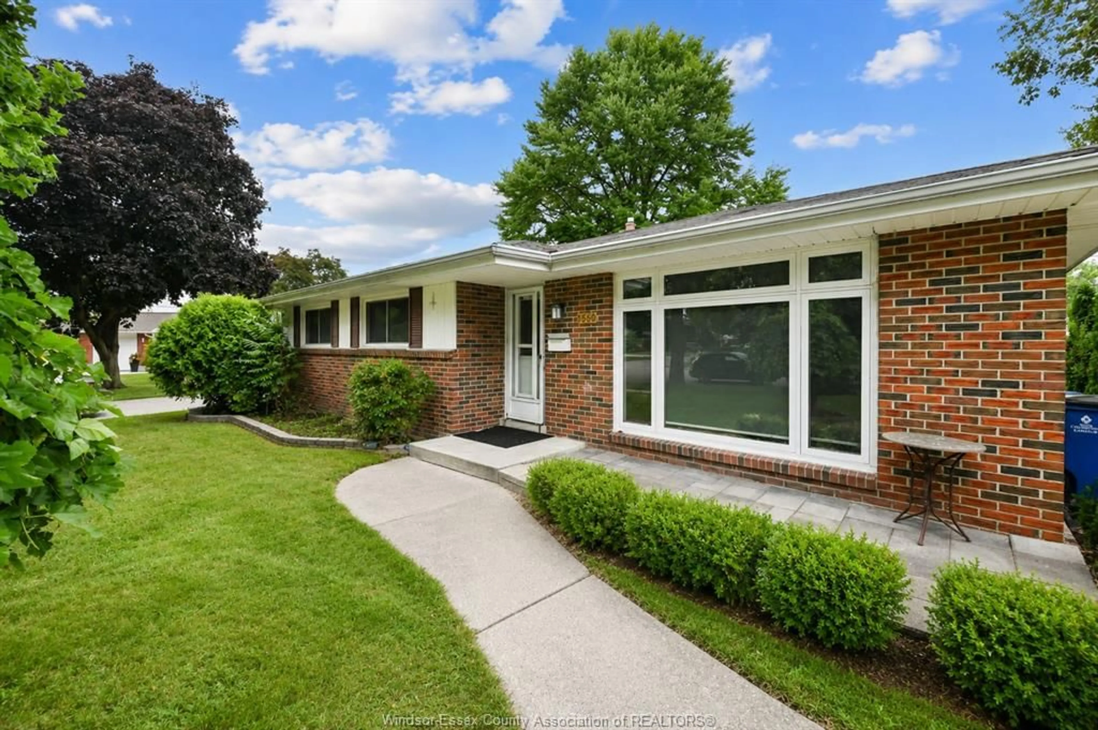 Home with brick exterior material, street for 1560 VILLA MARIA Blvd, Windsor Ontario N9G 1W7
