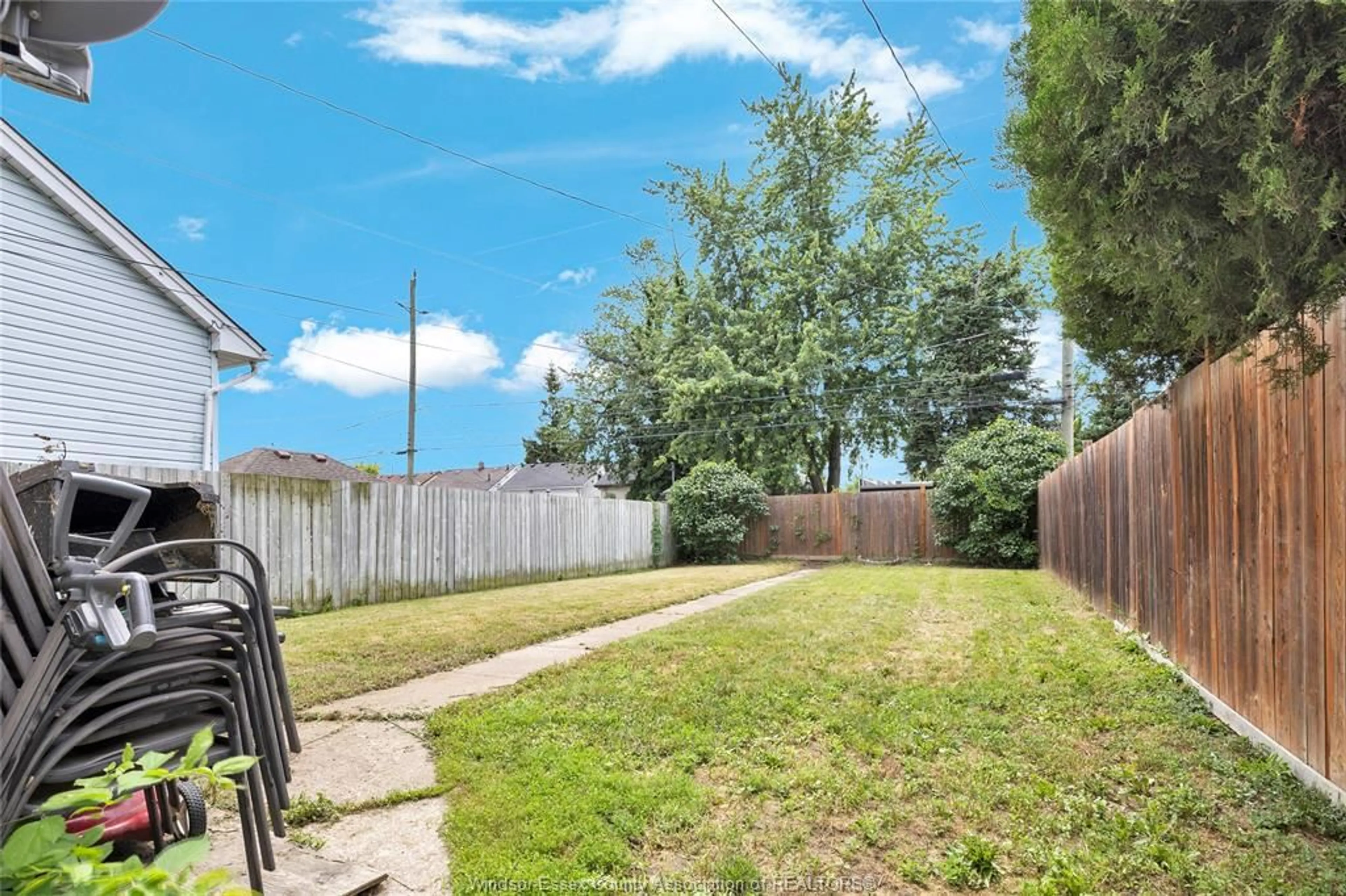 Patio, street for 1451 HENRY FORD CENTRE Dr, Windsor Ontario N8Y 2V2