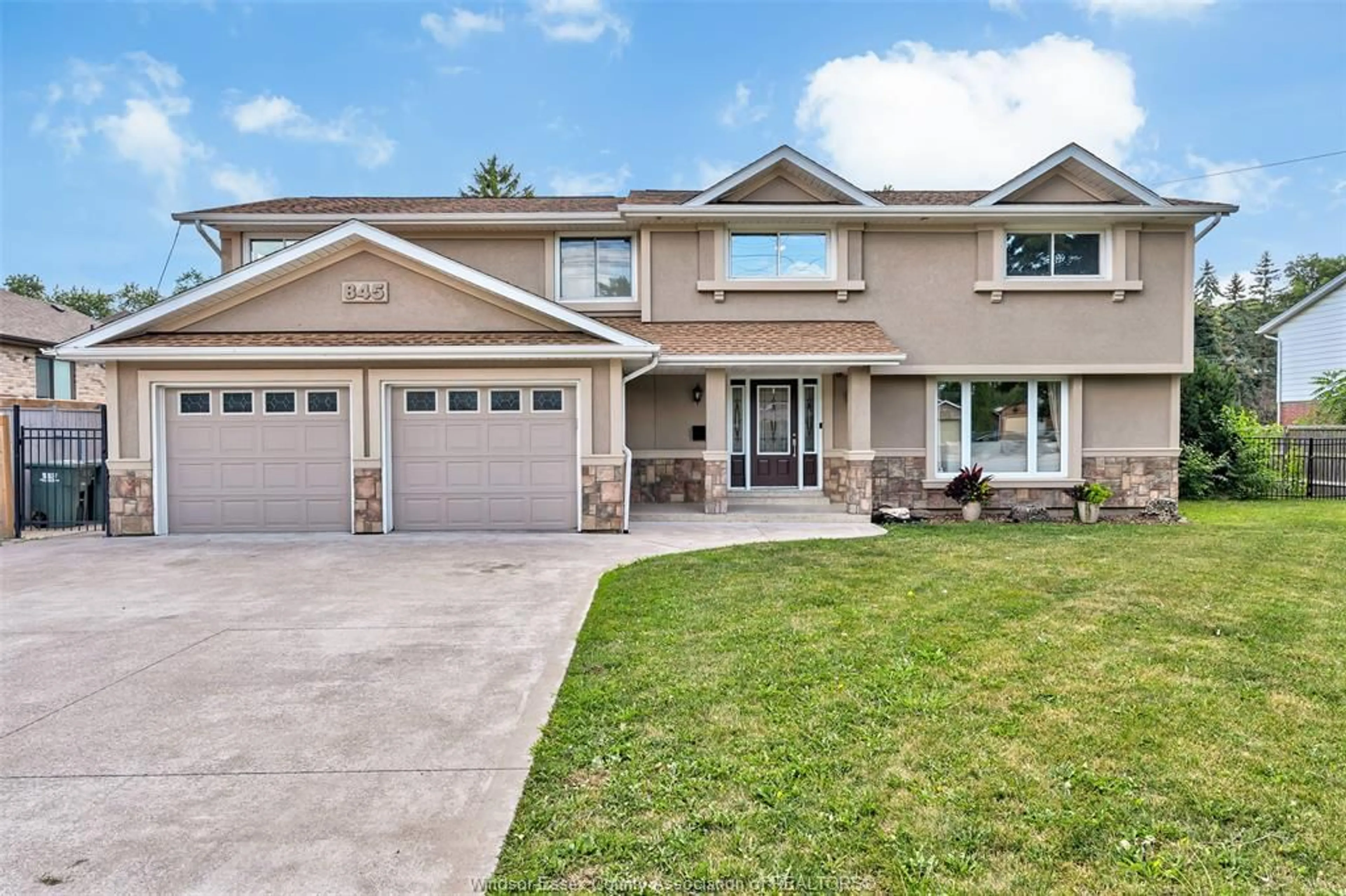 Home with vinyl exterior material, street for 845 CABANA Rd, Windsor Ontario N9G 1A8
