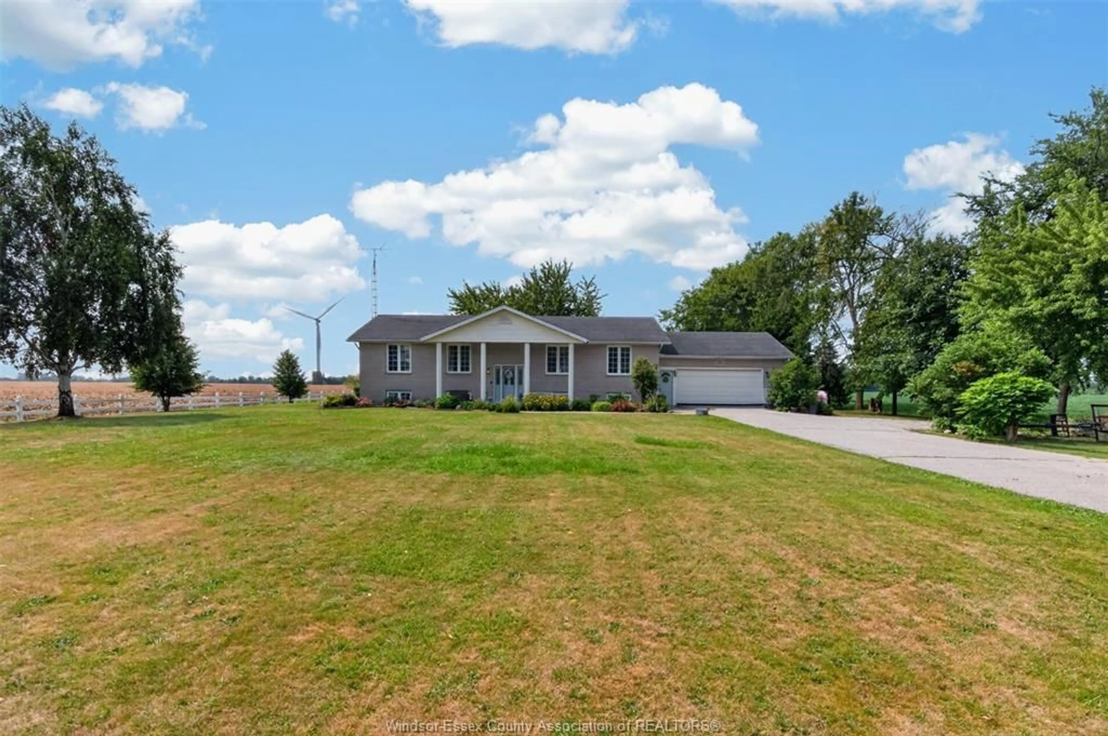 A pic from outside/outdoor area/front of a property/back of a property/a pic from drone, unknown for 124 COUNTY RD 14, Gosfield North Ontario N0R 1B0