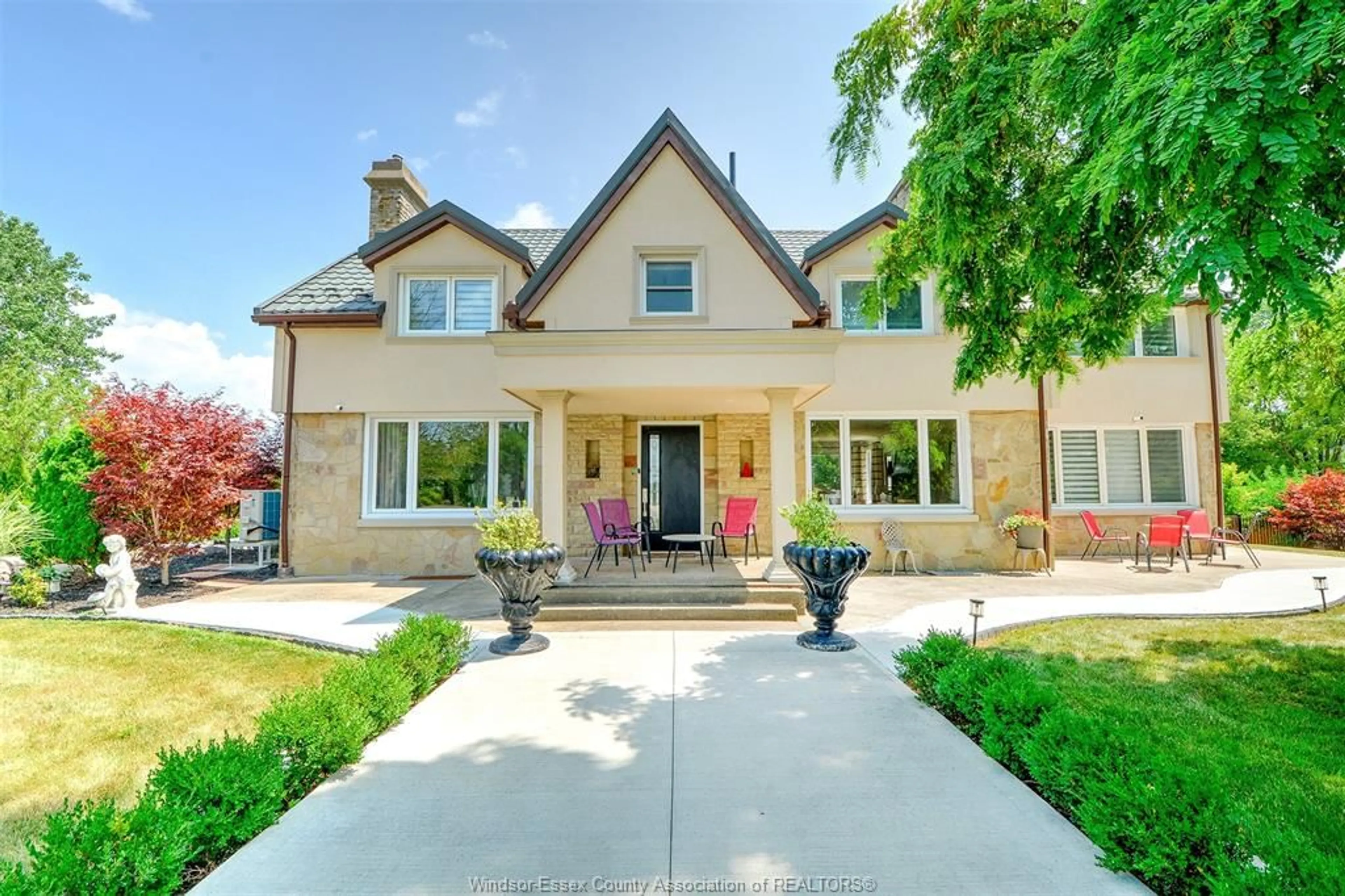 Home with brick exterior material, street for 777 FRONT Rd, Amherstburg Ontario N9V 2V6
