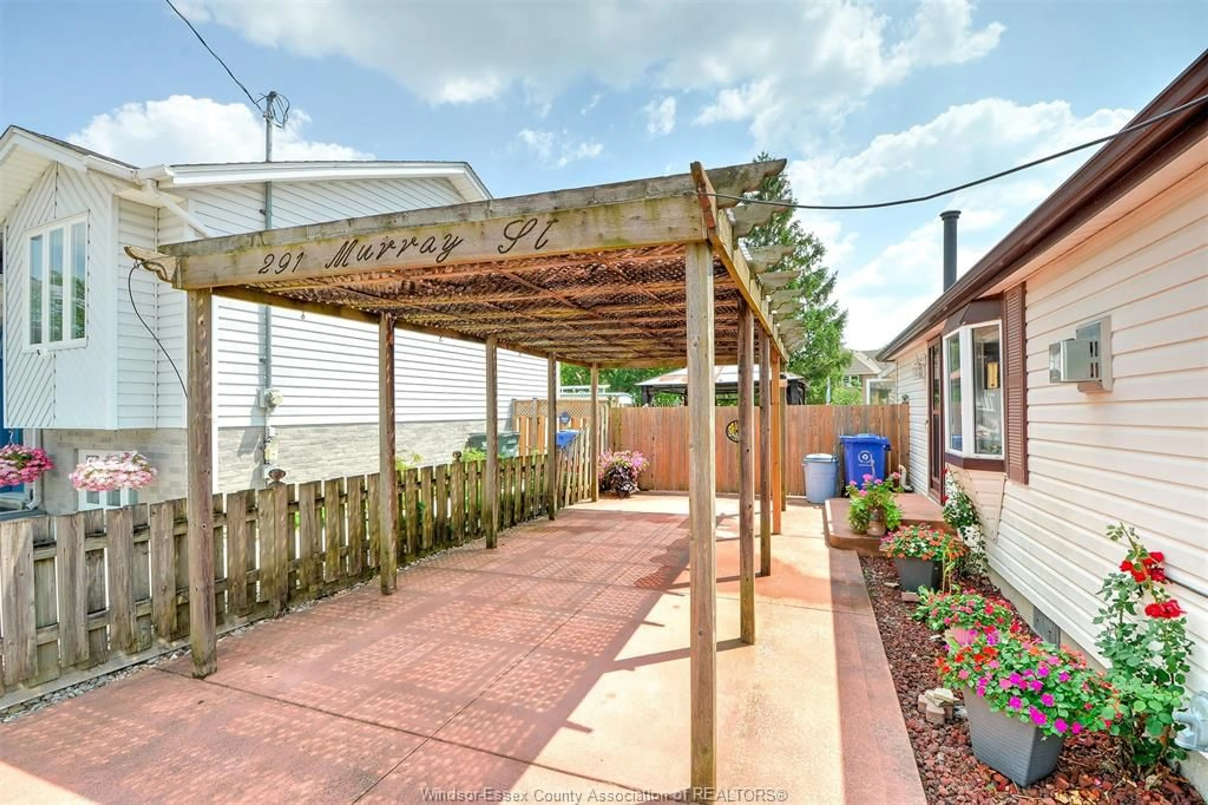 Patio, street for 291 MURRAY, Amherstburg Ontario N9V 1K2