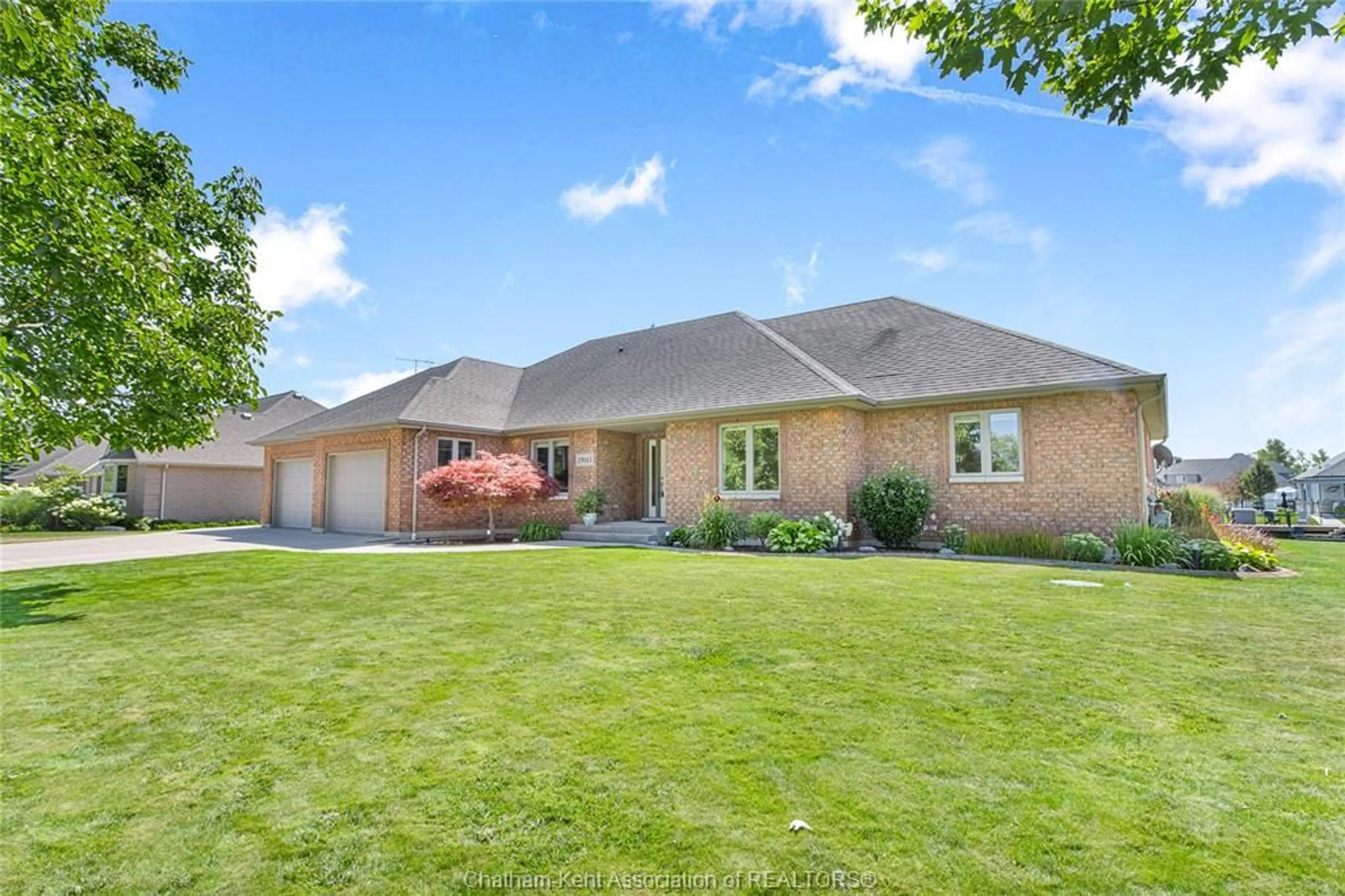 Home with brick exterior material, unknown for 19045 CREST RIVER Ave, Lighthouse Cove Ontario N0P 2L0