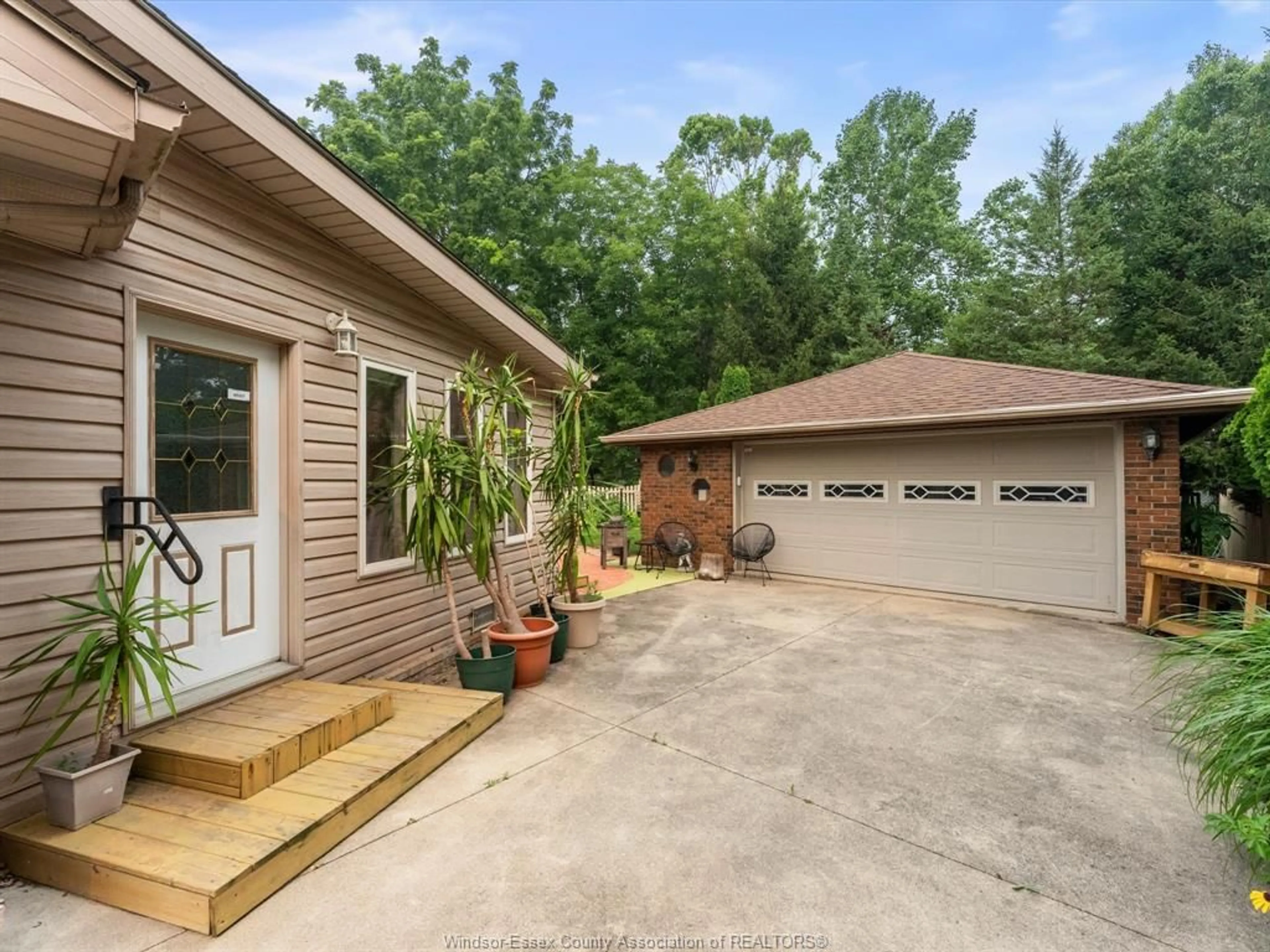 Unknown for 5564 BALDWIN Ave, Windsor Ontario N8T 1L8