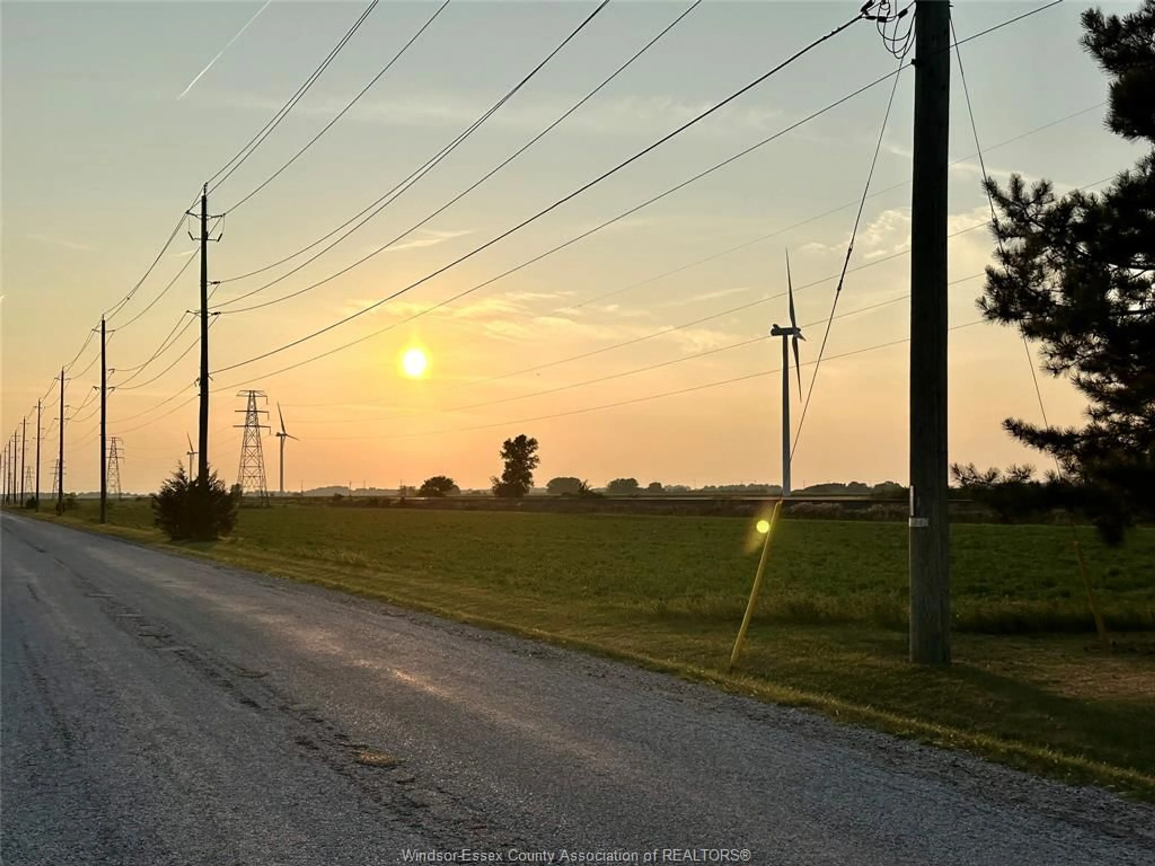 Blurry image for 3100 LAKESHORE RD 303, Lakeshore Ontario N0R 1N0