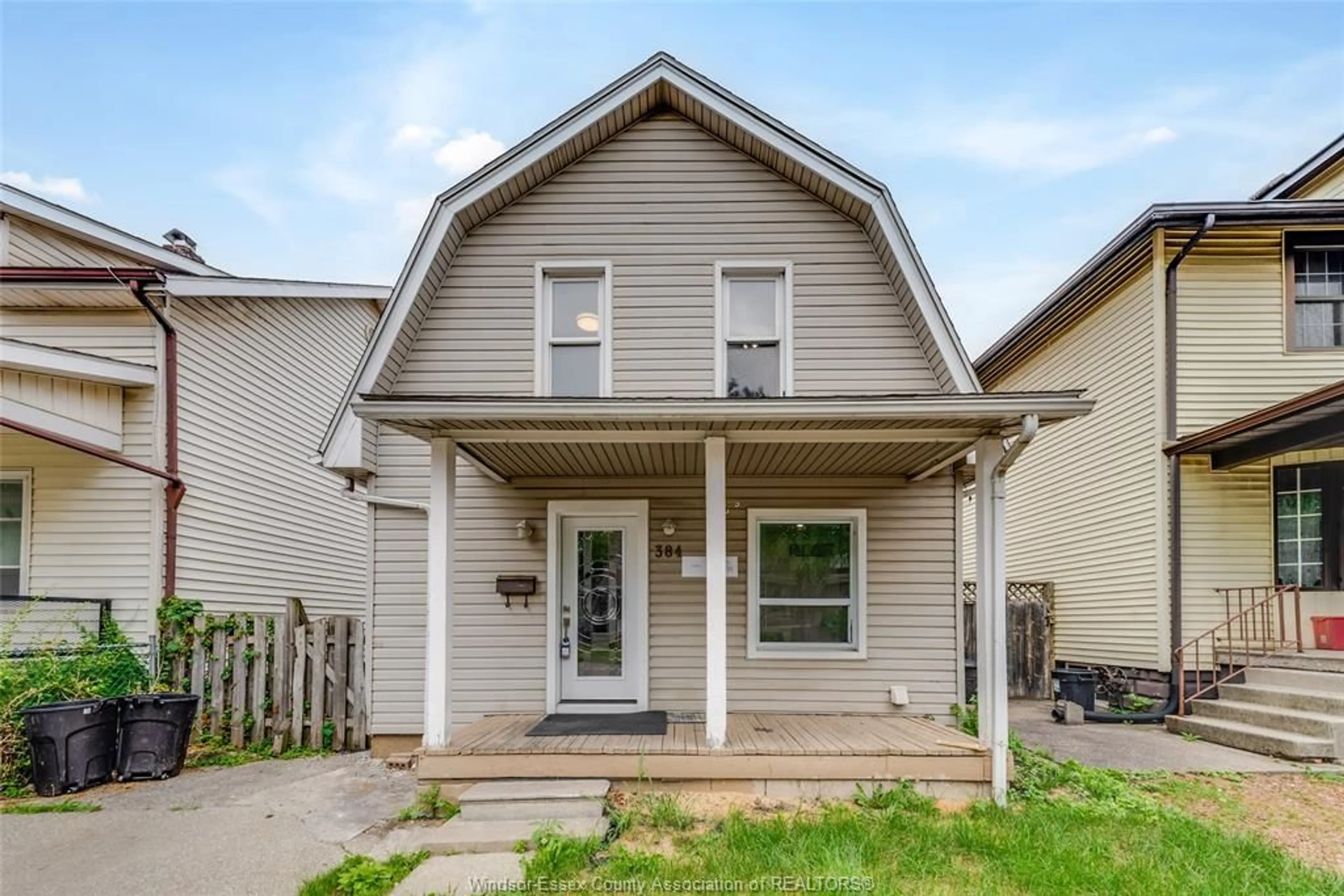 Home with vinyl exterior material, street for 384 JOSEPHINE Ave, Windsor Ontario N9B 2L1