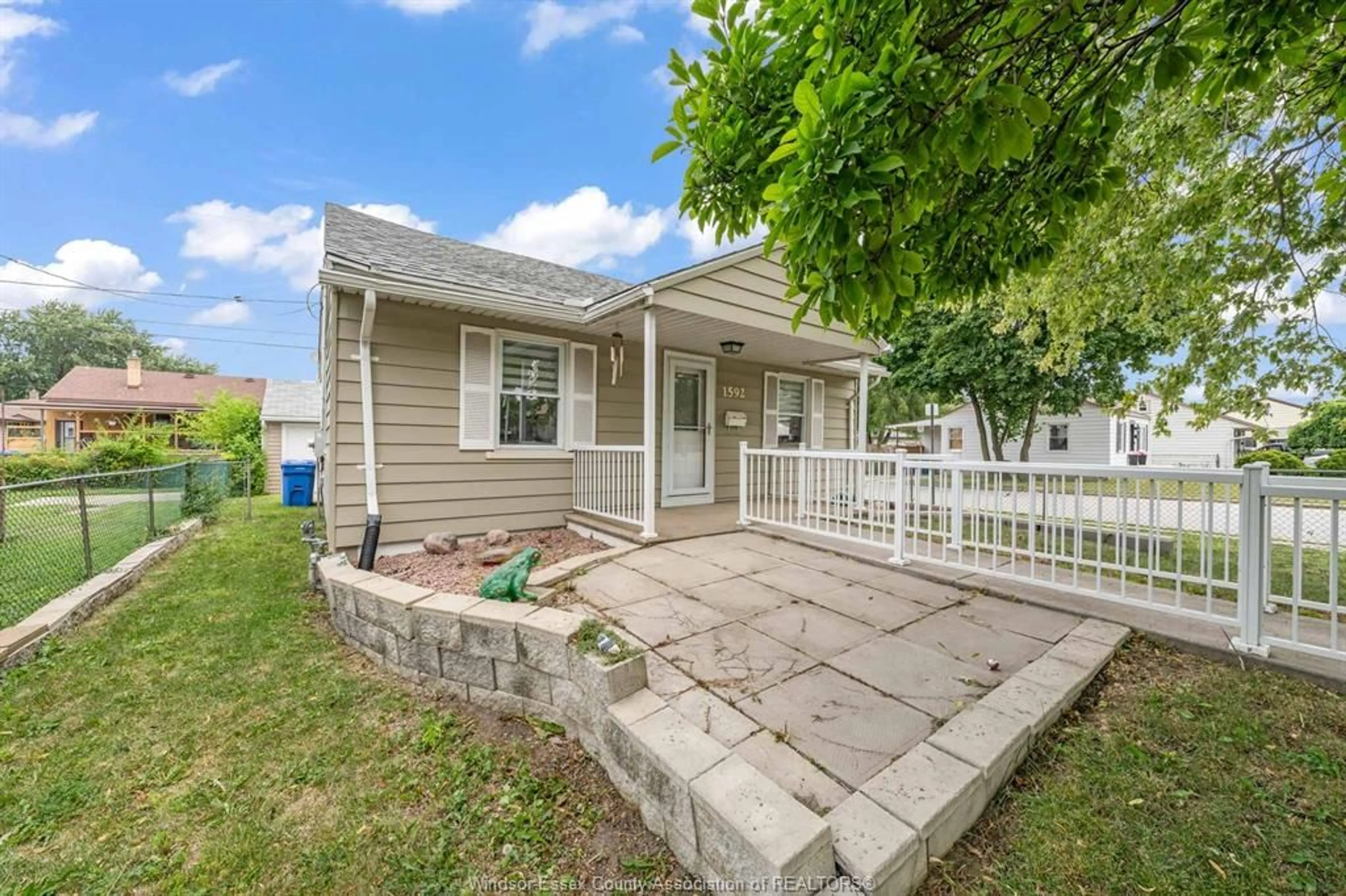 Home with vinyl exterior material, street for 1592 Prince Rd, Windsor Ontario N9C 3B3