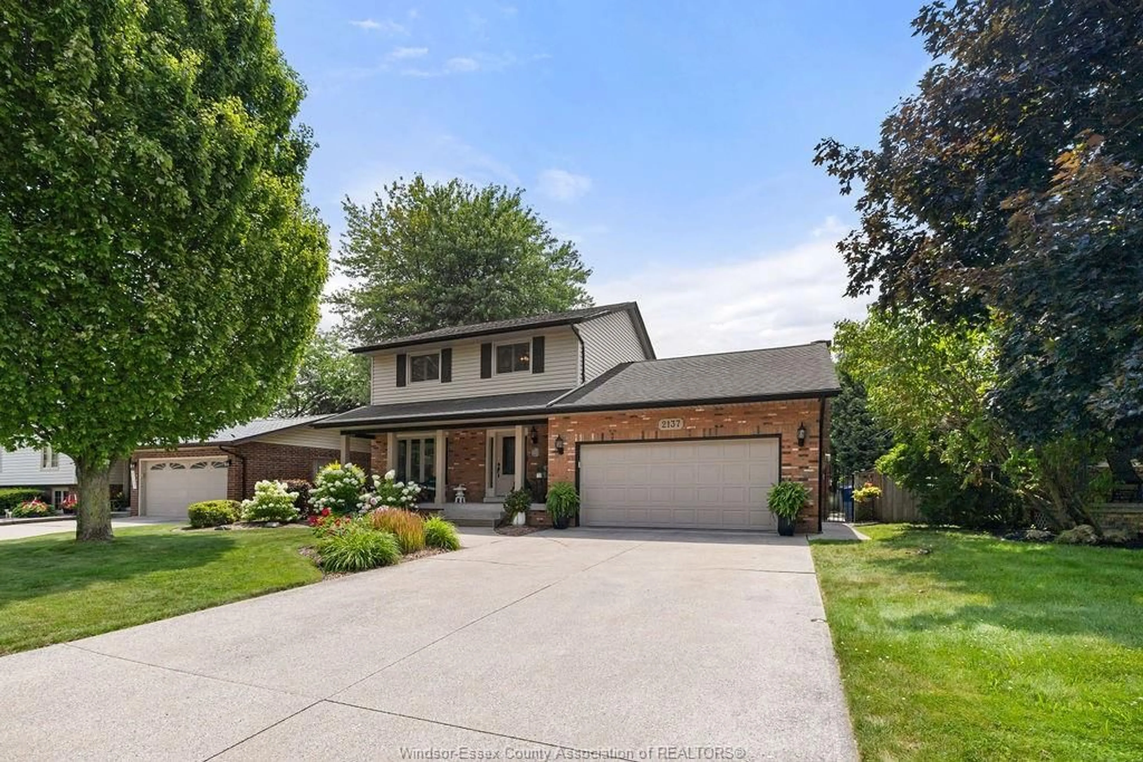 Home with brick exterior material, street for 2137 EDGEMORE AVE, LaSalle Ontario N9H 2K1
