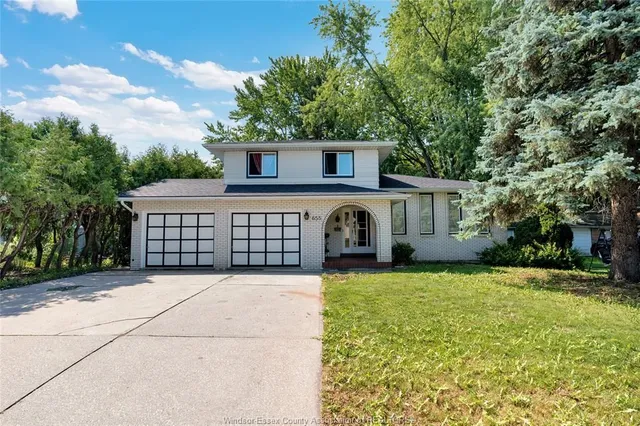655 ROSELAND Dr, Windsor 2