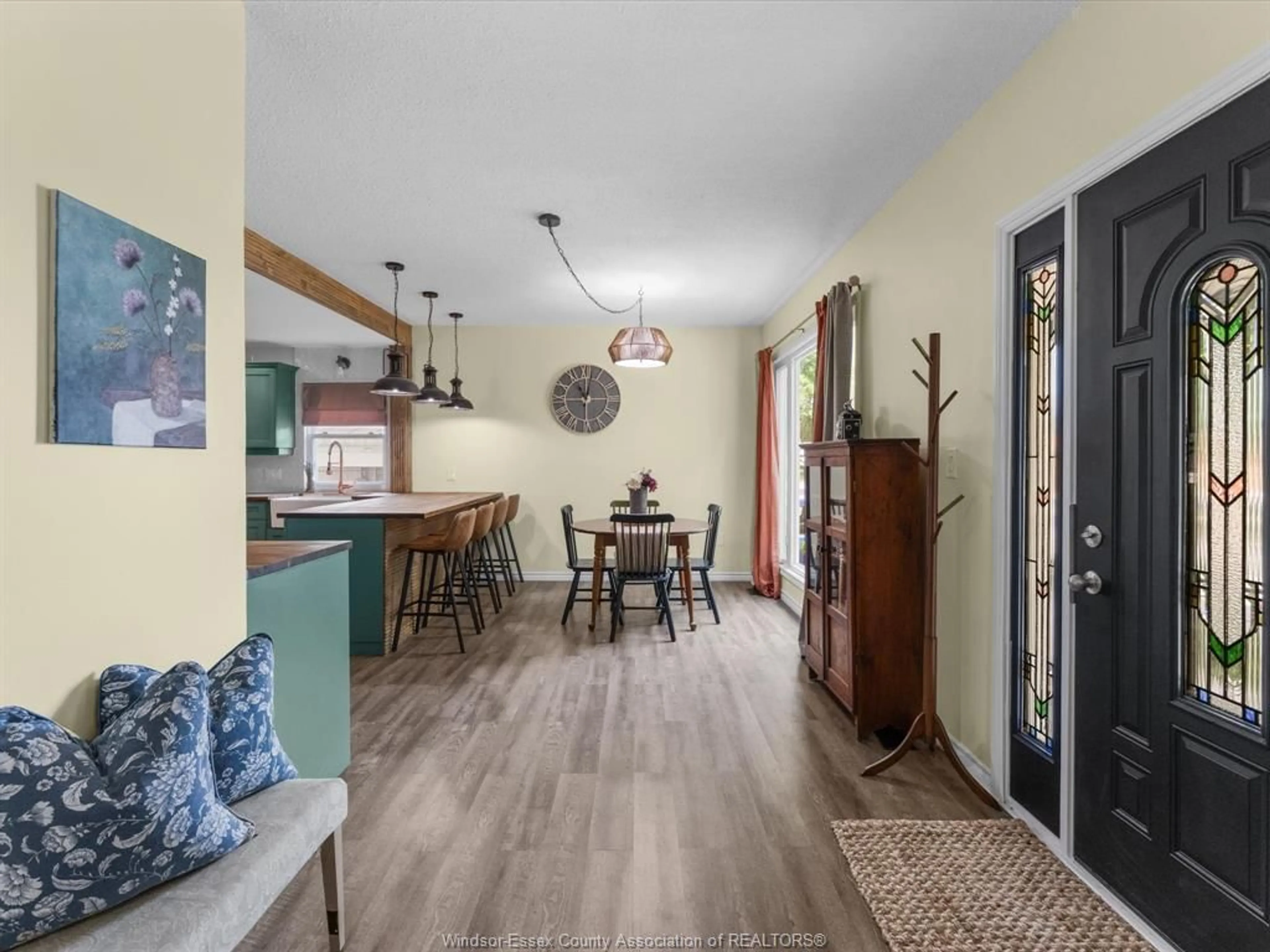 Open concept kitchen, unknown for 1809 Westcott, Windsor Ontario N8W 4K3