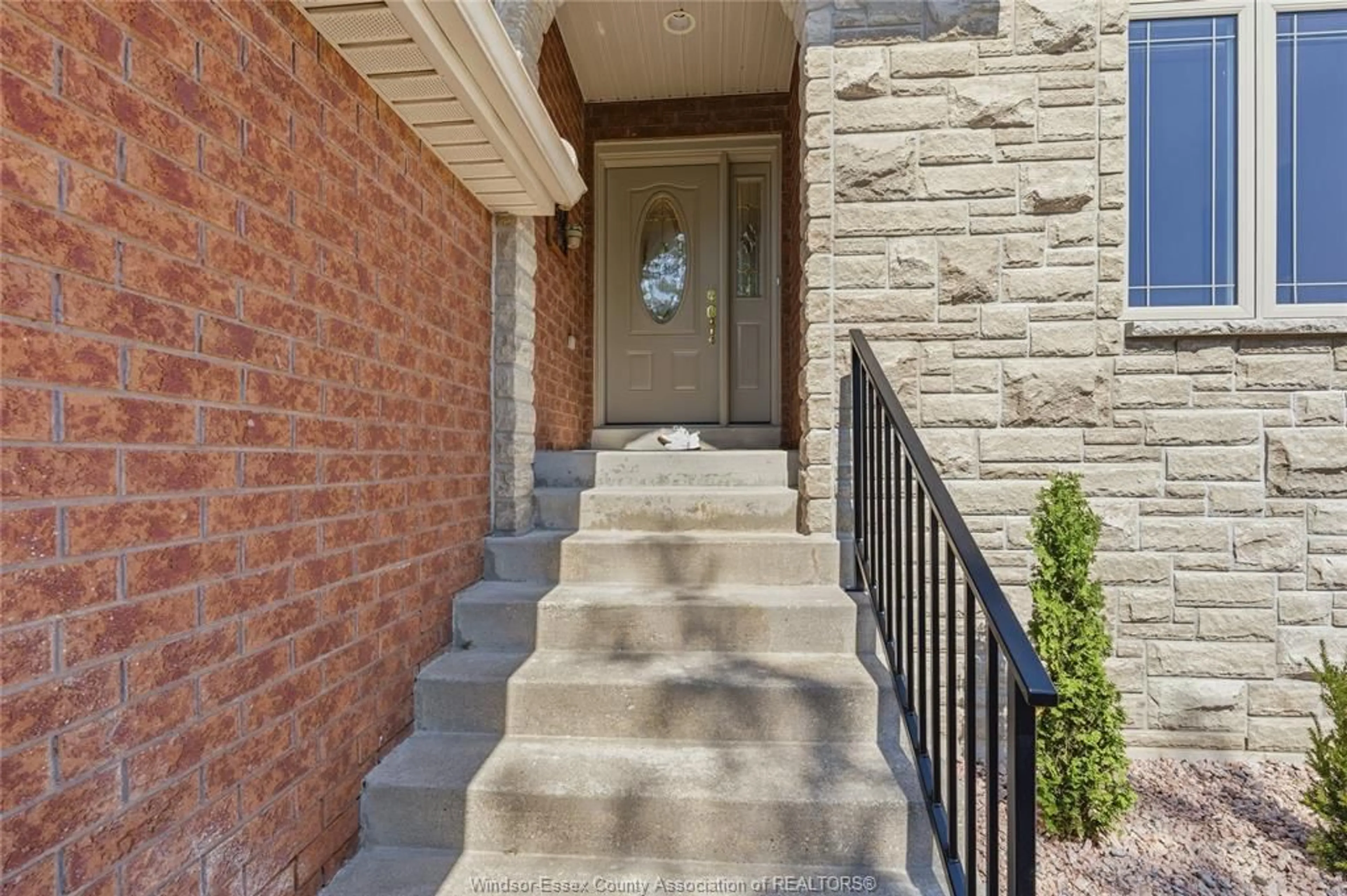 Unknown for 1695 MERIDIAN St, Windsor Ontario N9G 3E7