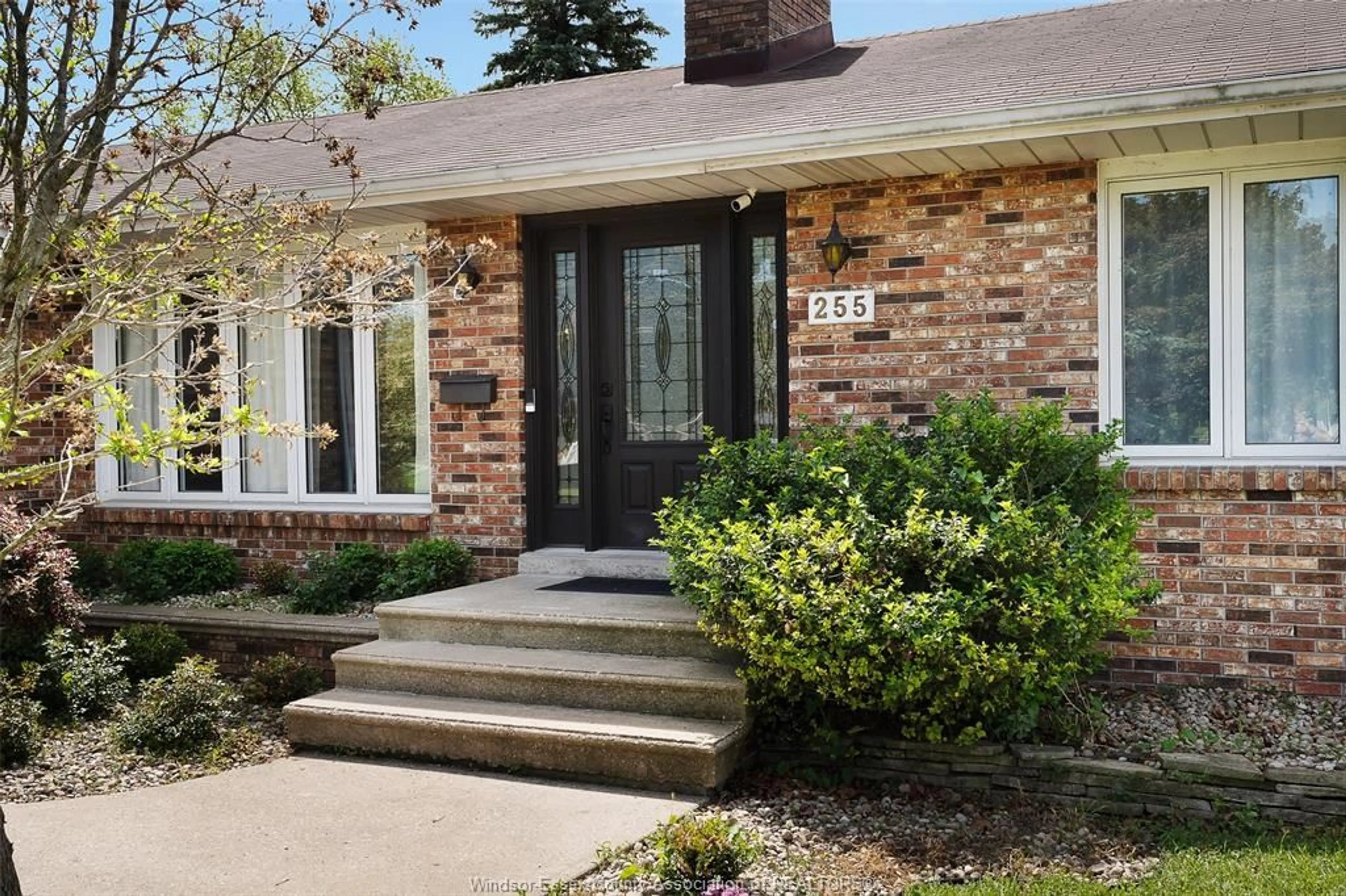 Home with brick exterior material, street for 255 FORT St, Amherstburg Ontario N9V 1C1