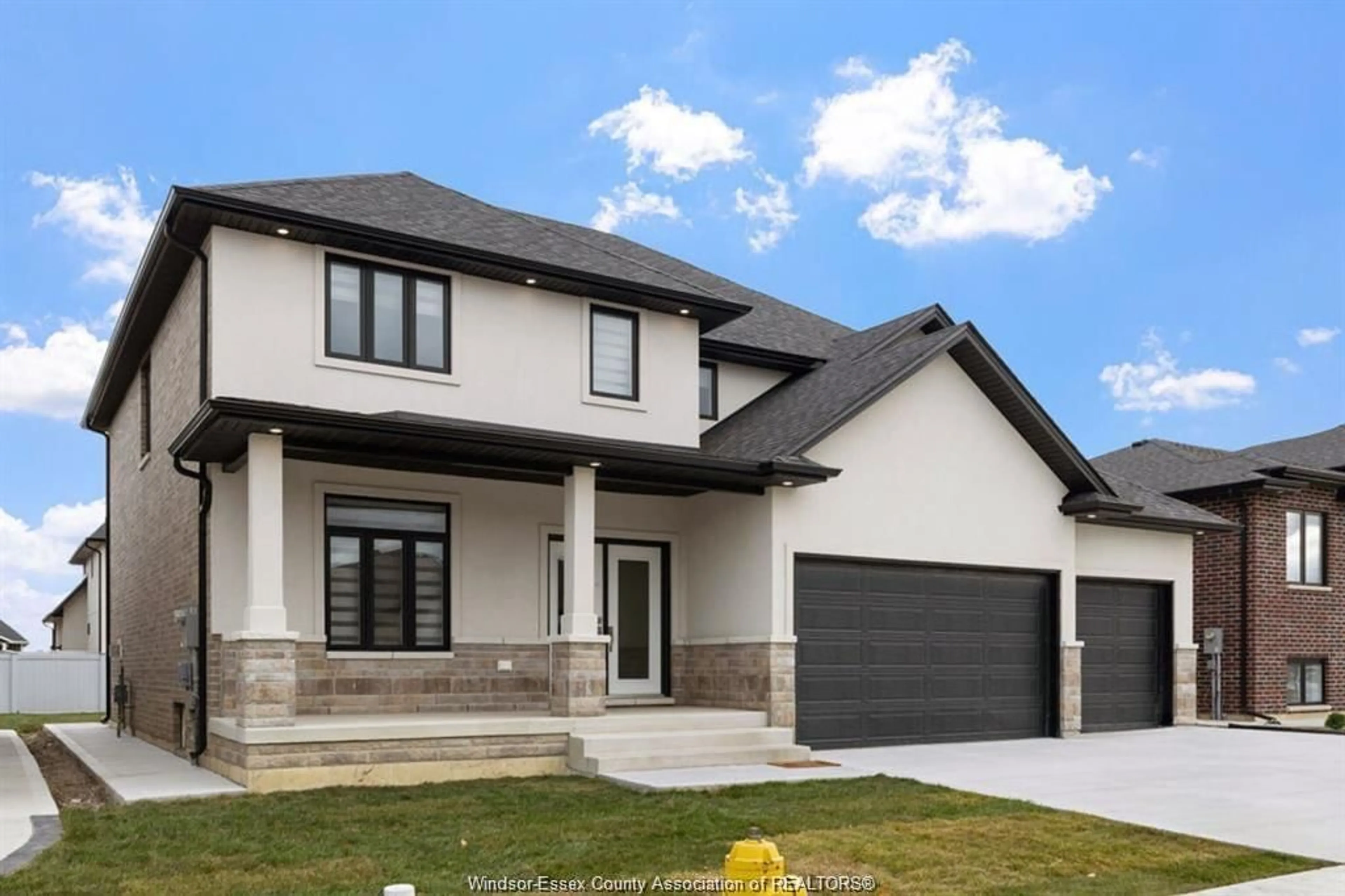 Home with brick exterior material, street for 1318 CLEARWATER, Windsor Ontario N8P 0E3