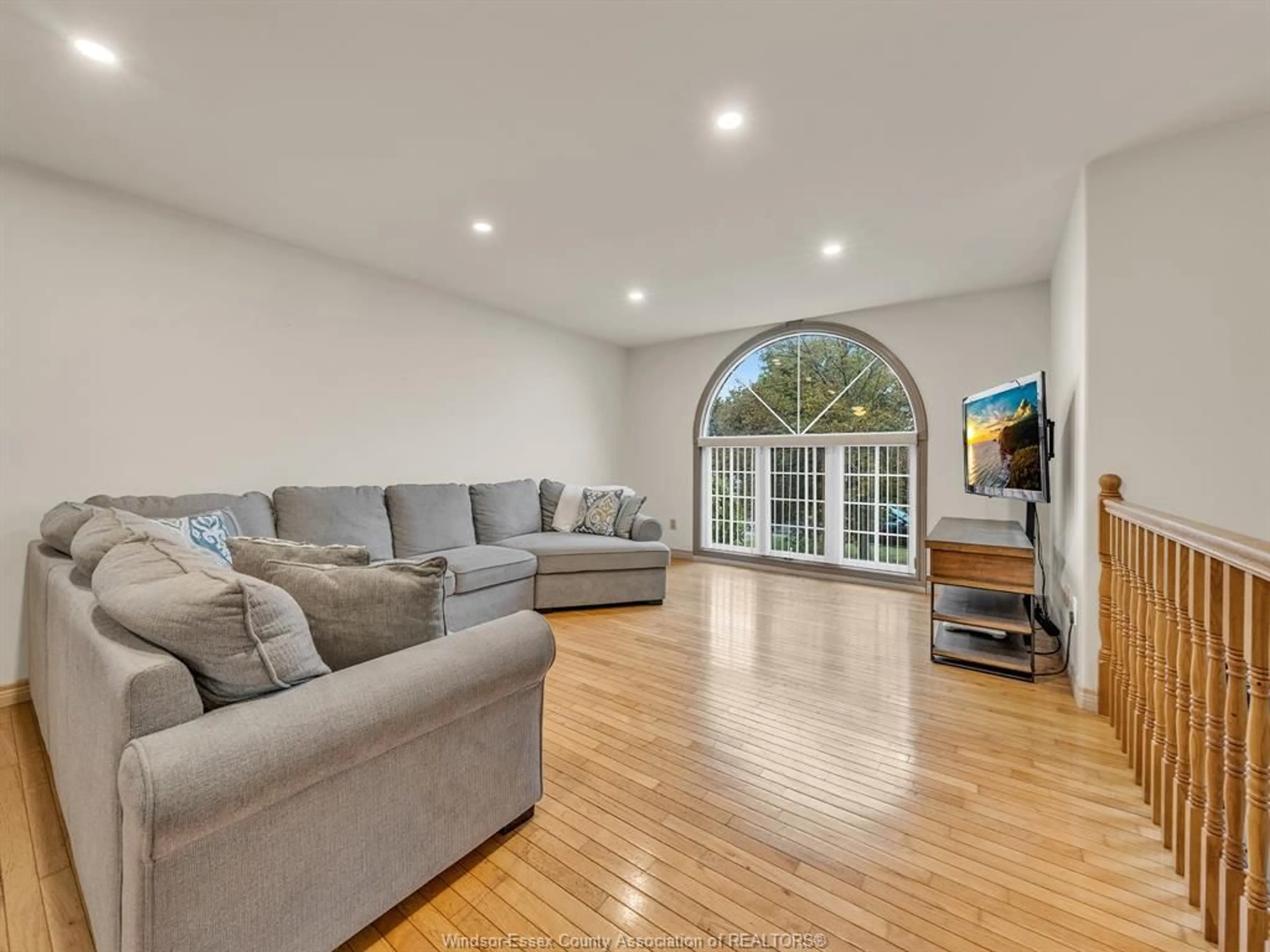 Living room with furniture, unknown for 9 Lyle St, Cottam Ontario N0R 1B0