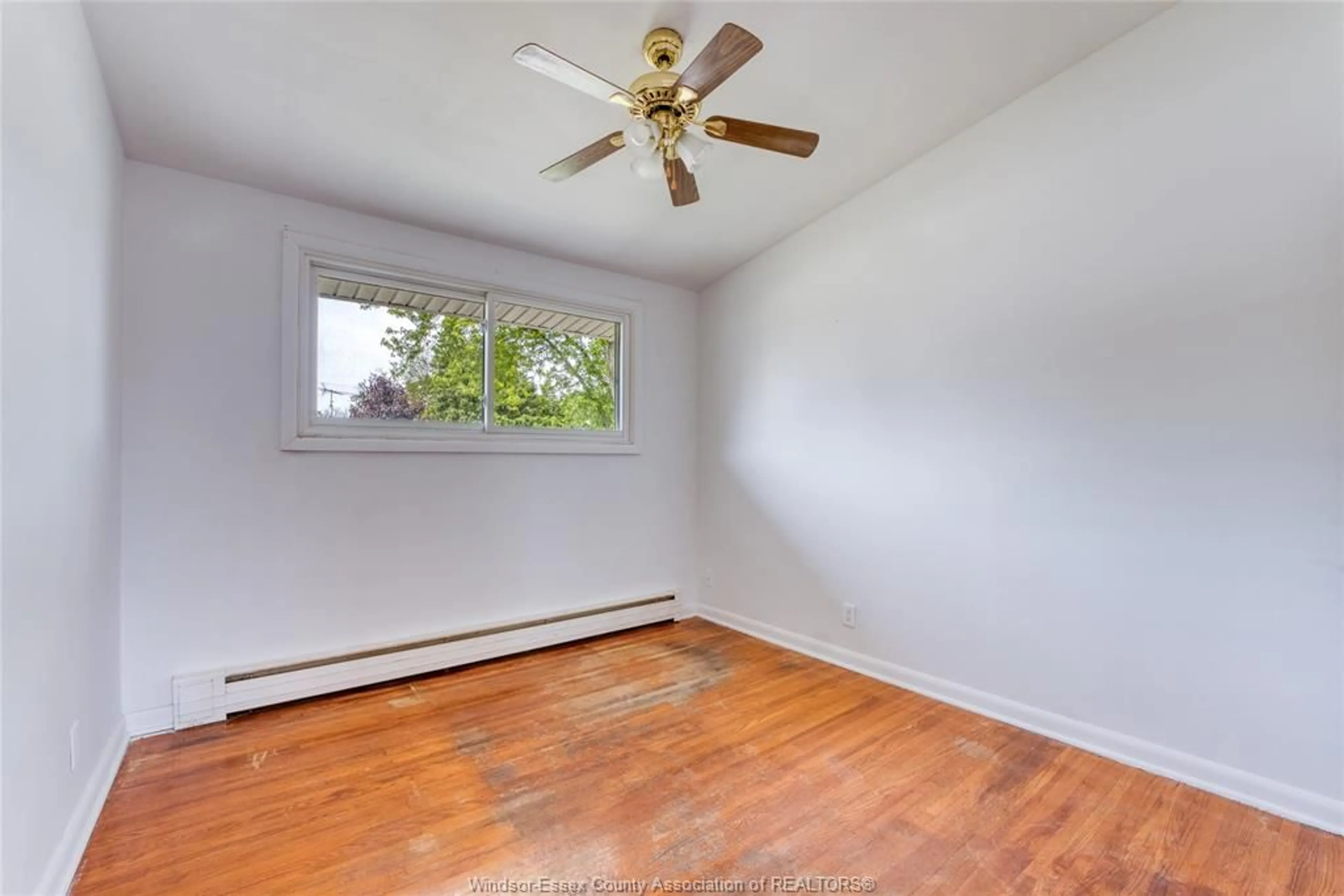 A pic of a room for 962 WATSON, Windsor Ontario N8S 3T2