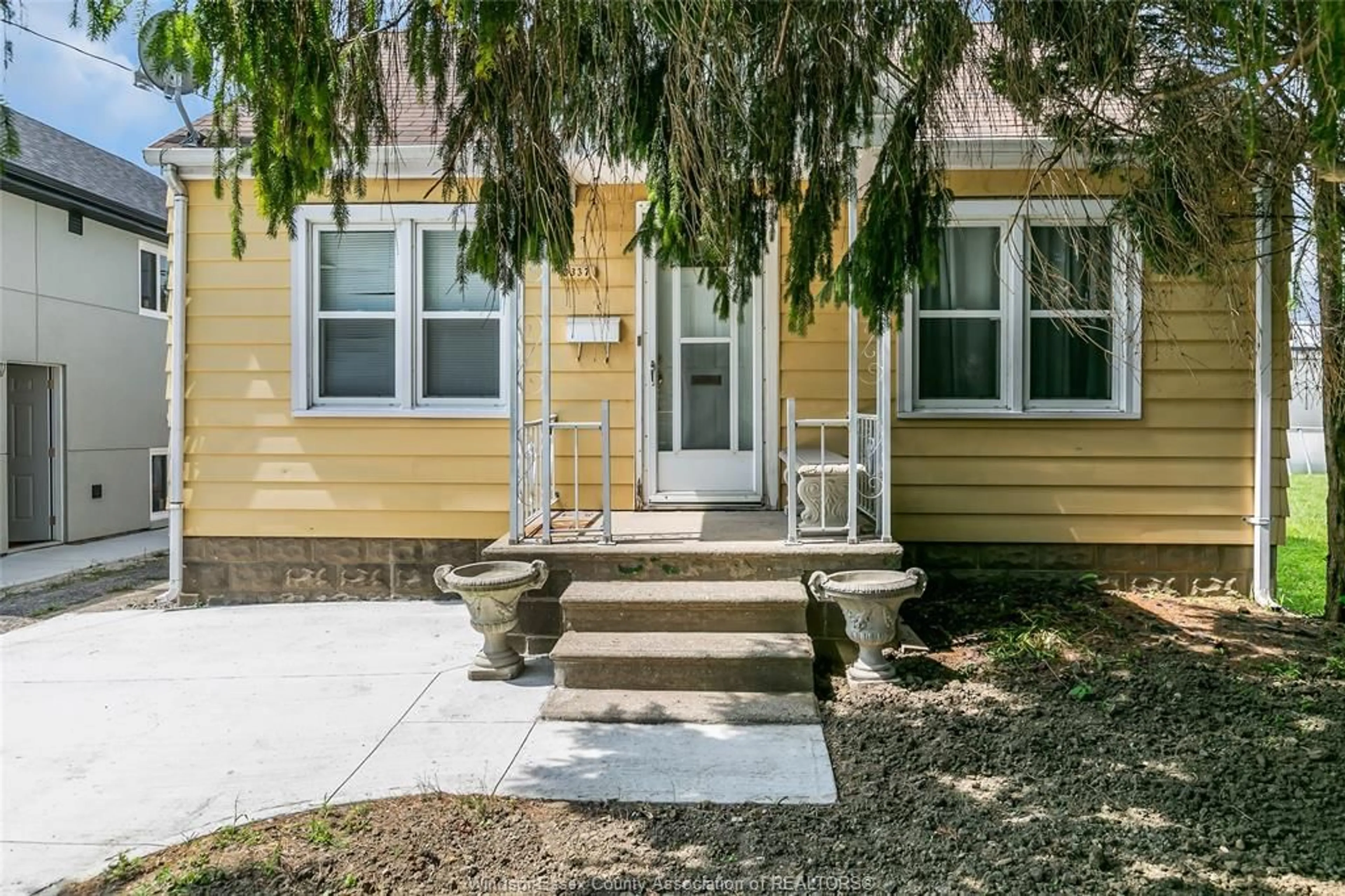 Unknown for 3337 RIBERDY Rd, Windsor Ontario N8W 3V3