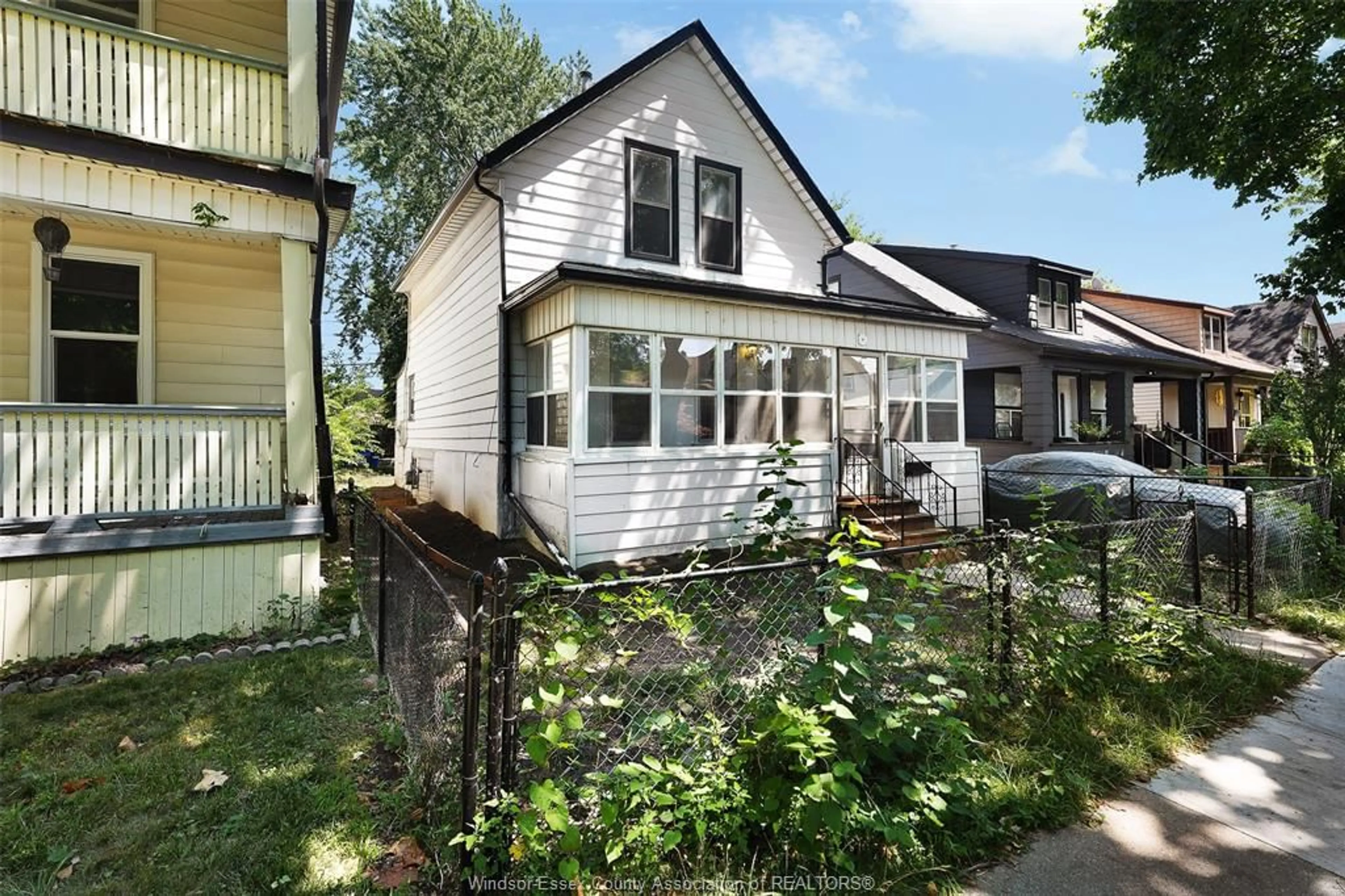 Unknown for 1022 HICKORY Rd, Windsor Ontario N8Y 3S1