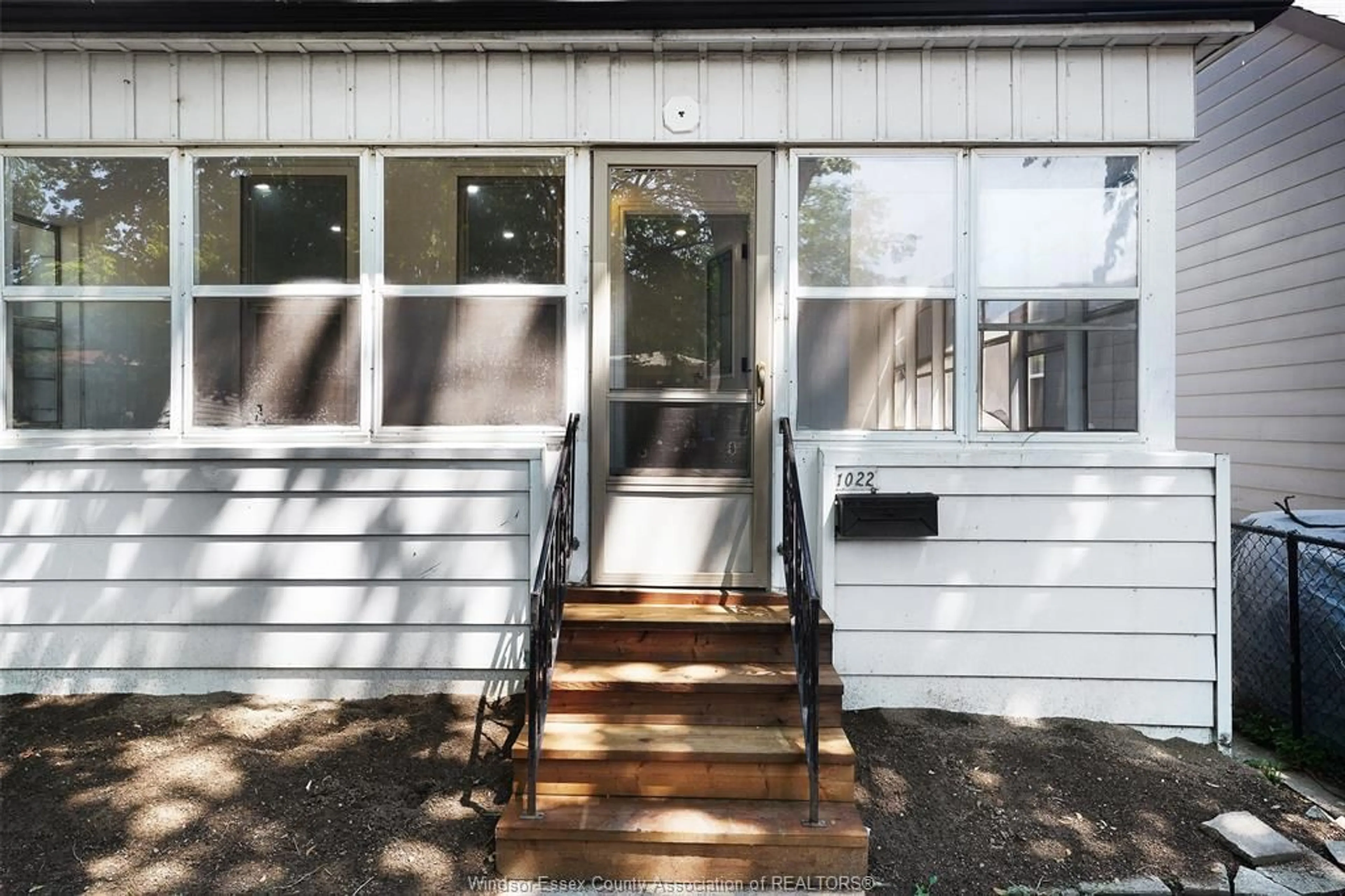 Unknown for 1022 HICKORY Rd, Windsor Ontario N8Y 3S1