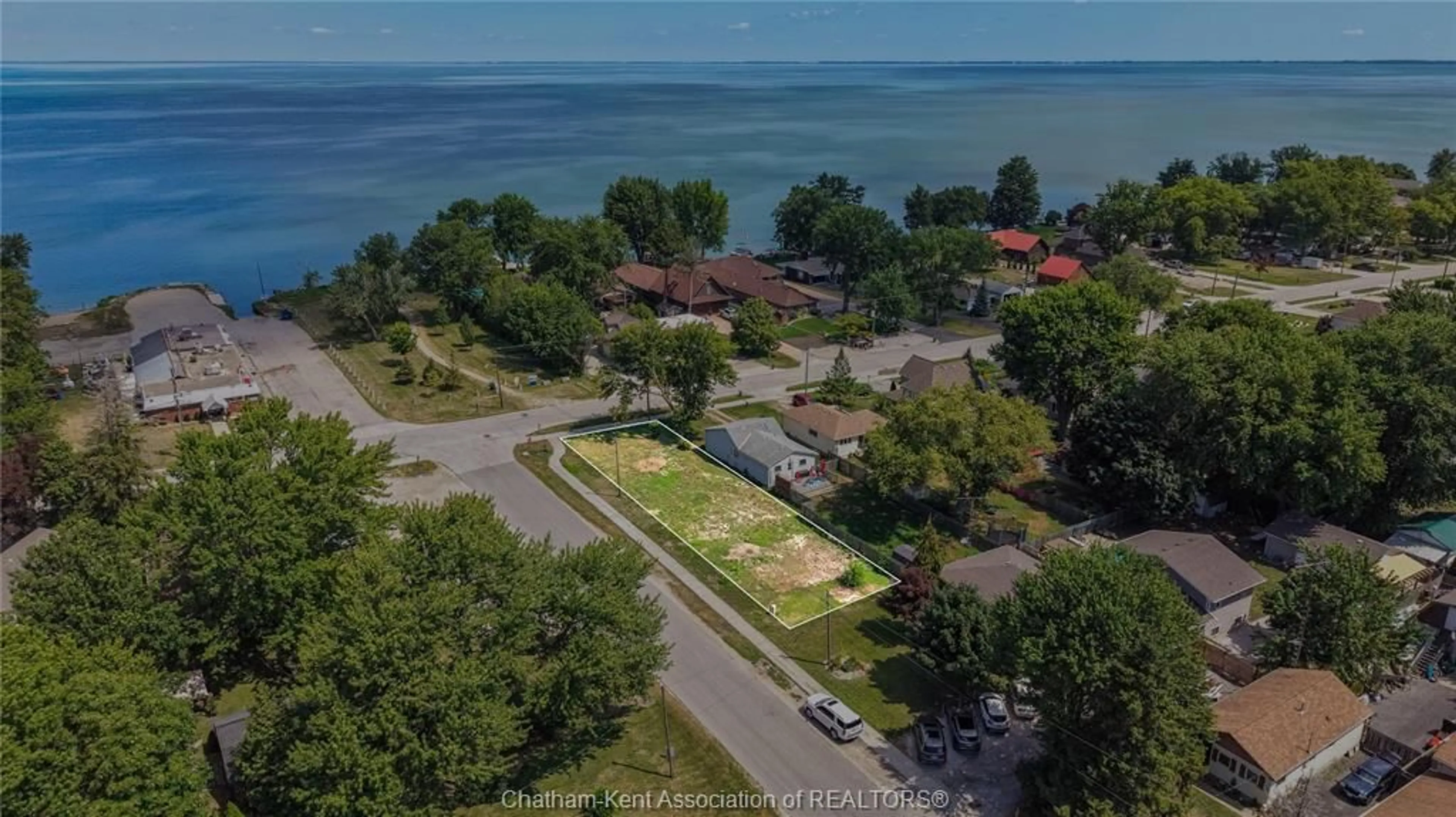 A pic from outside/outdoor area/front of a property/back of a property/a pic from drone, water/lake/river/ocean view for 6415 ST CLAIR Rd, Lakeshore Ontario N0R 1N0