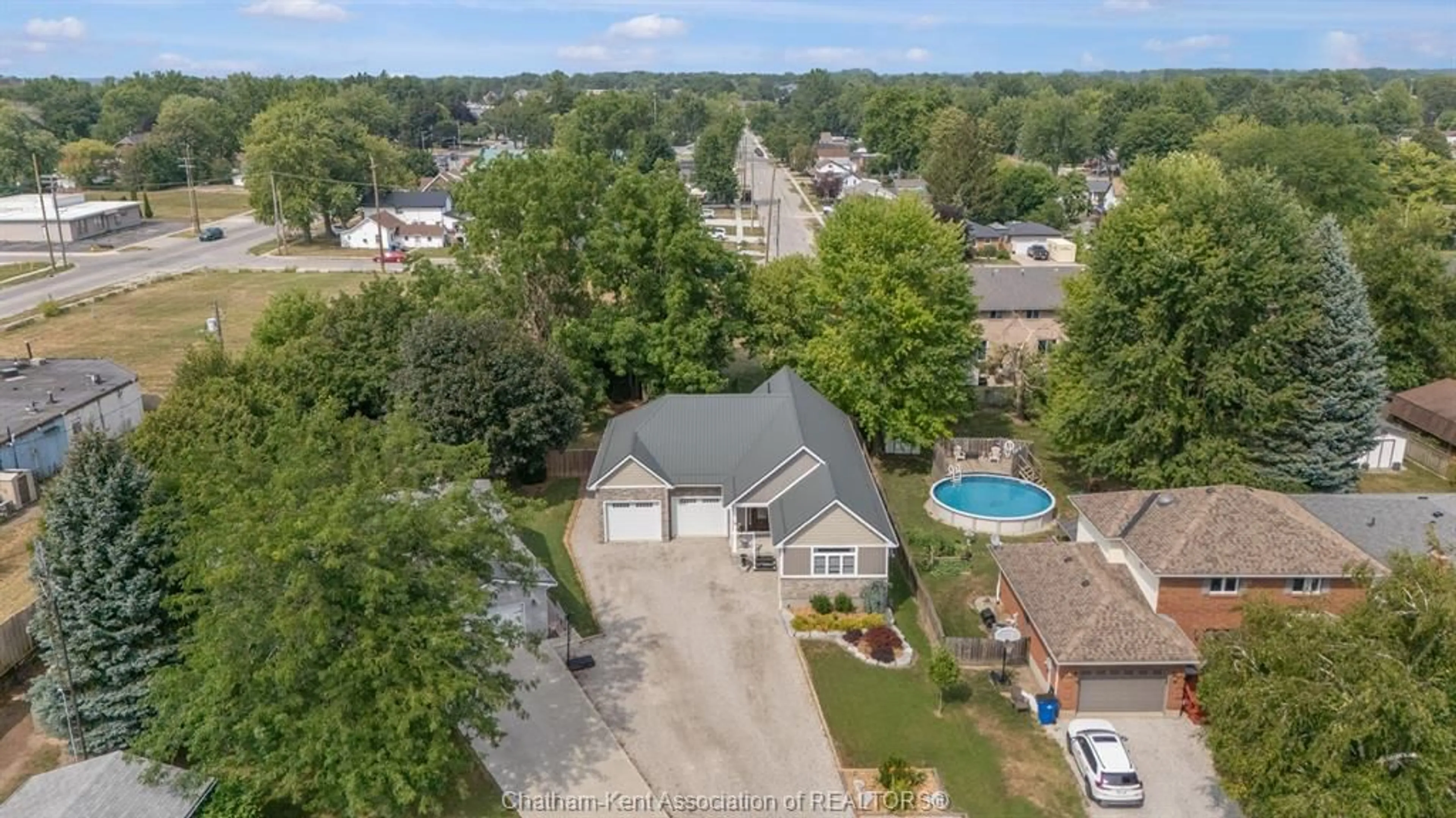 A pic from outside/outdoor area/front of a property/back of a property/a pic from drone, water/lake/river/ocean view for 31 Hidden Valley Dr, Blenheim Ontario N0P 1A0