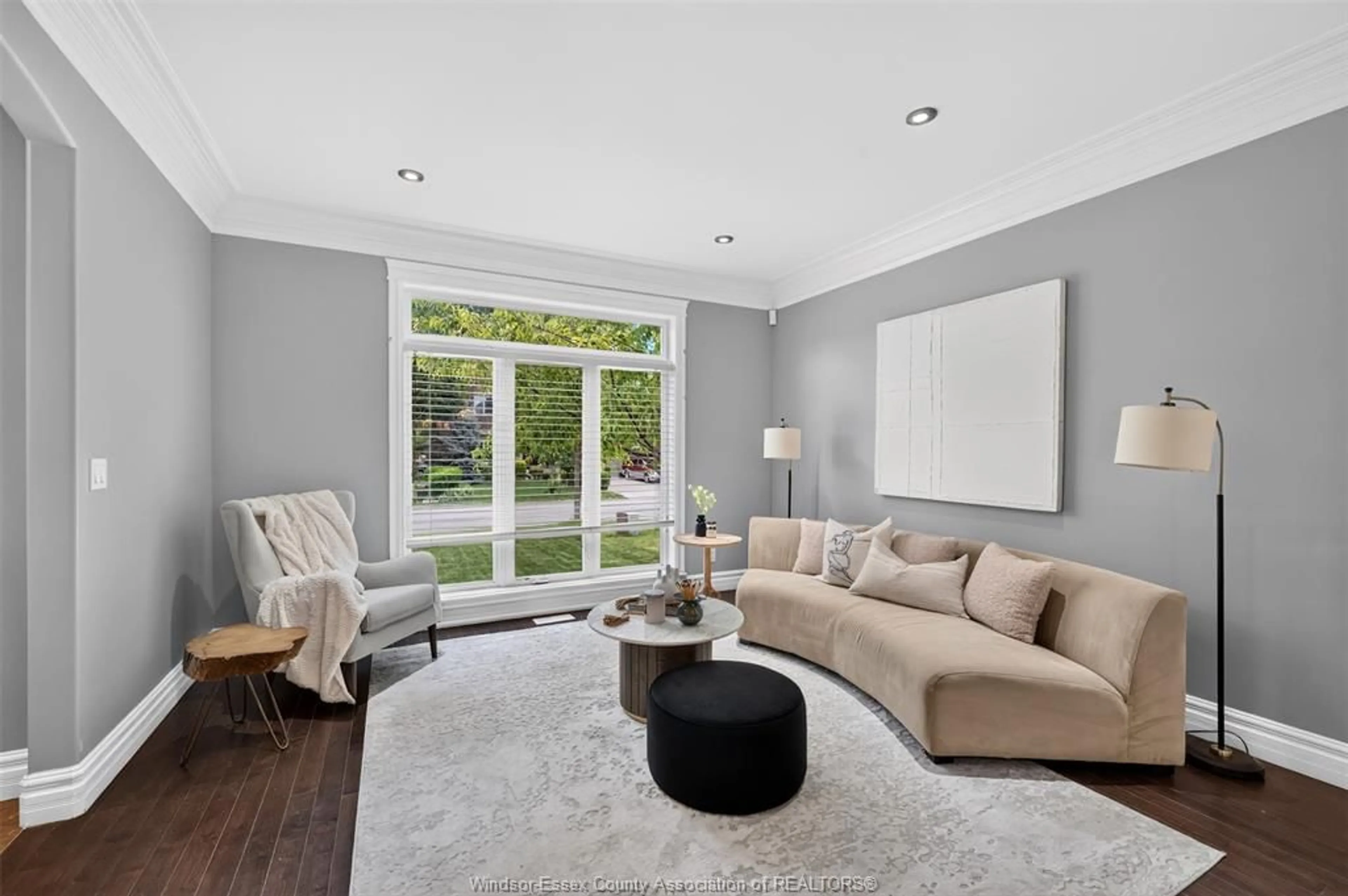 Living room with furniture, unknown for 510 HURON St, LaSalle Ontario N9J 3Z4