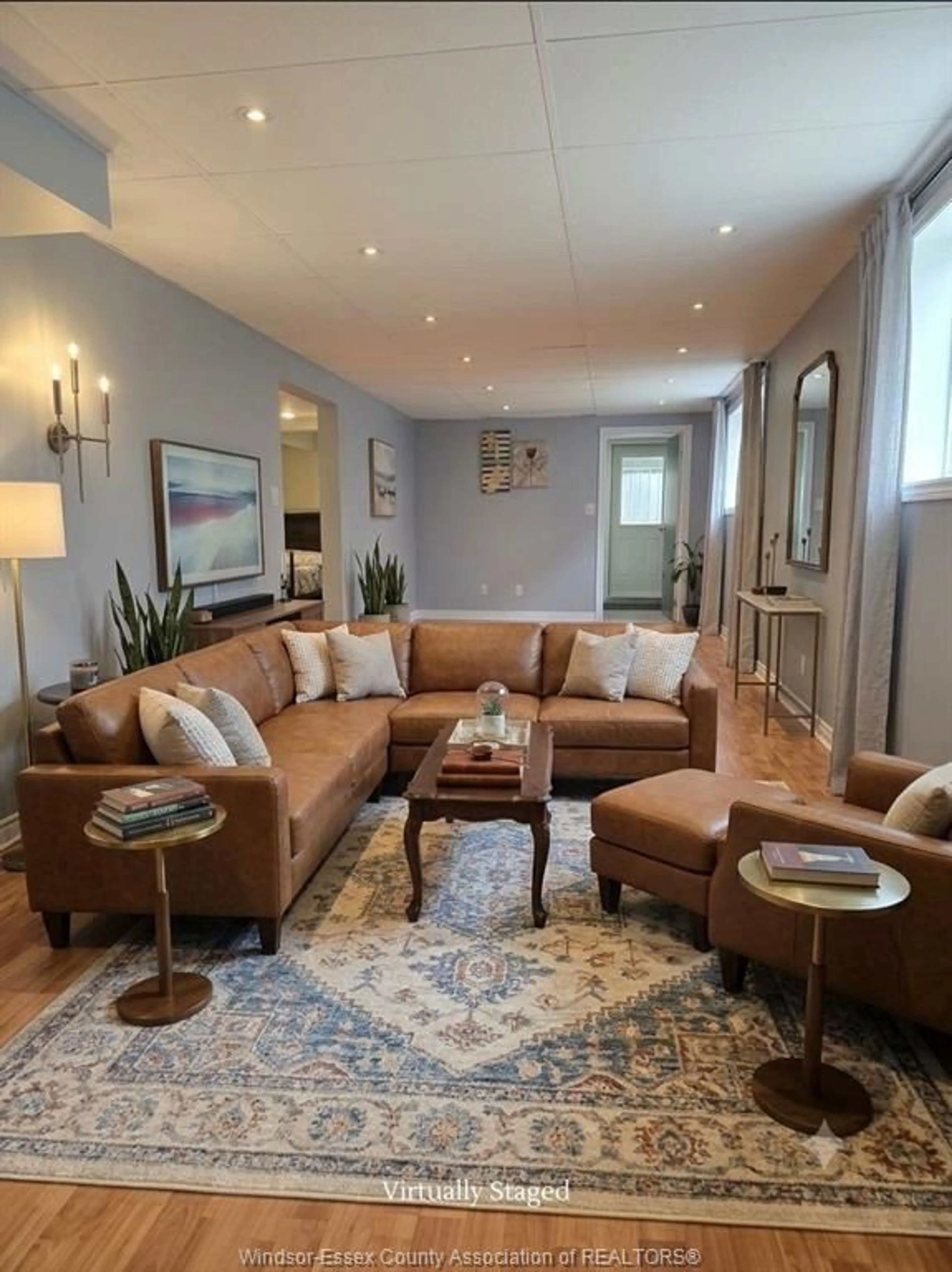 Living room with furniture, unknown for 4248 OLD WEST Ave, Windsor Ontario N9G 2X1