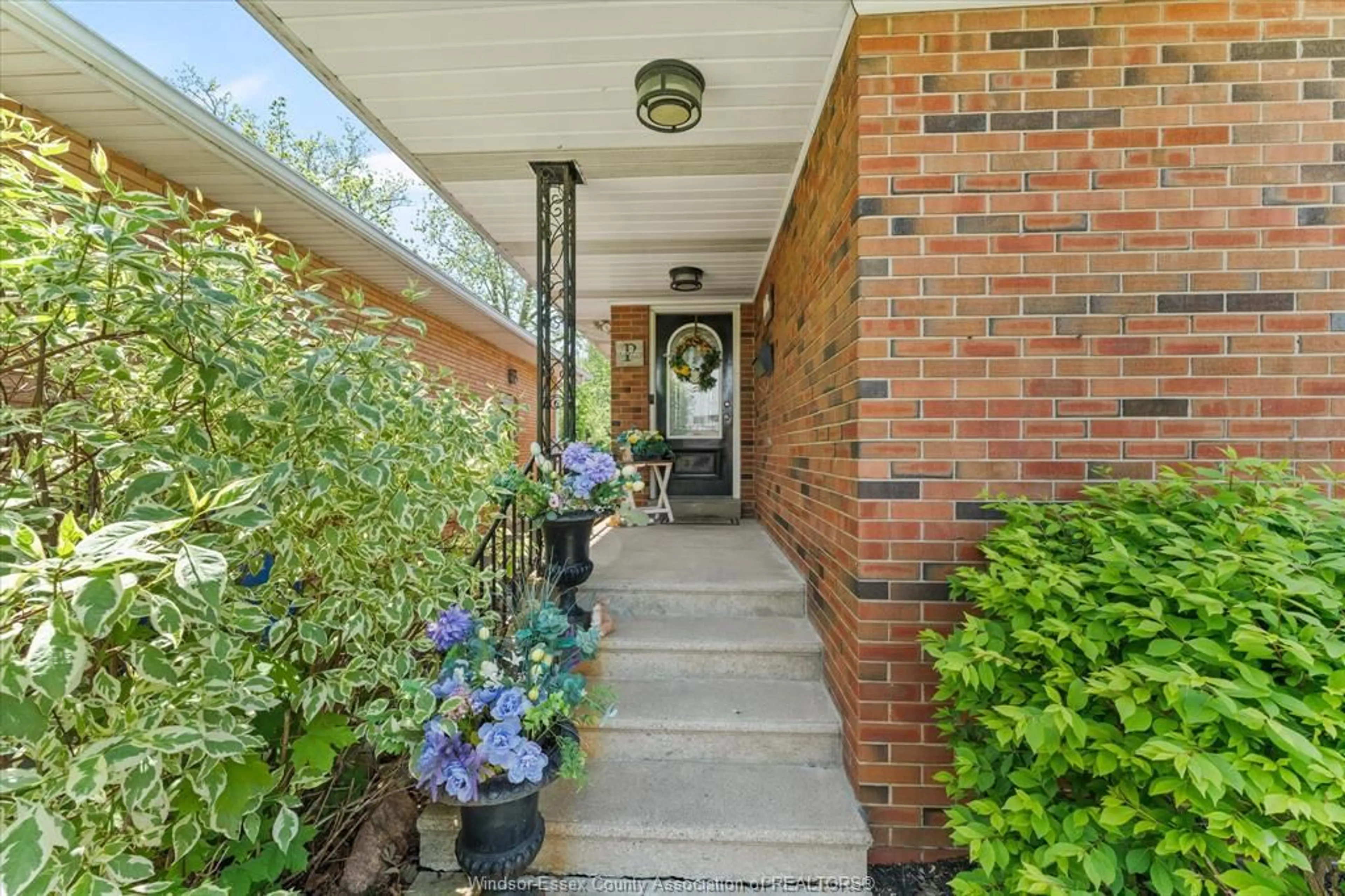 Unknown for 140 VICTORIA St, Amherstburg Ontario N9V 2K3