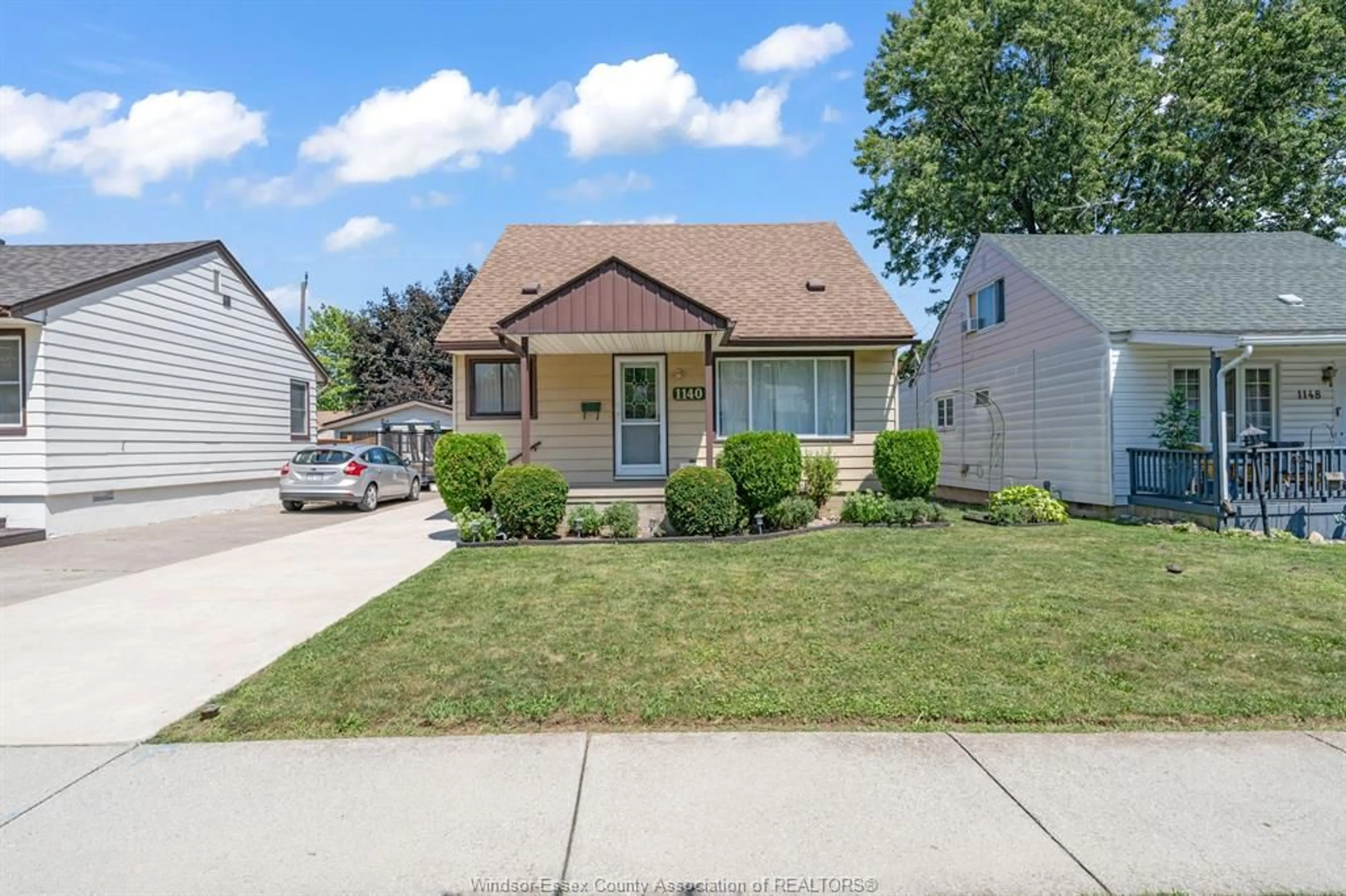 Home with vinyl exterior material, street for 1140 LENA, Windsor Ontario N9C 3K6
