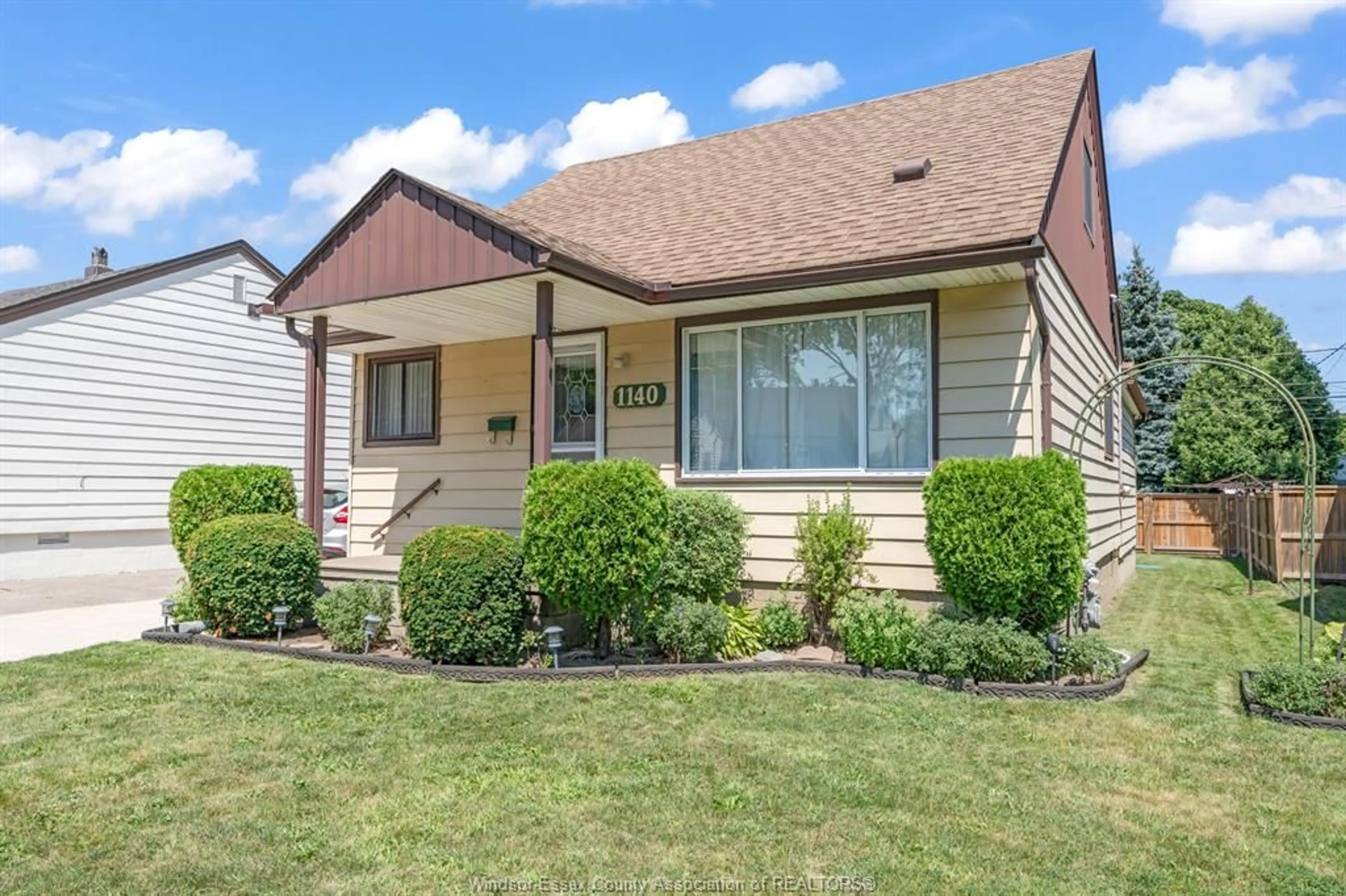 Home with vinyl exterior material, street for 1140 LENA, Windsor Ontario N9C 3K6