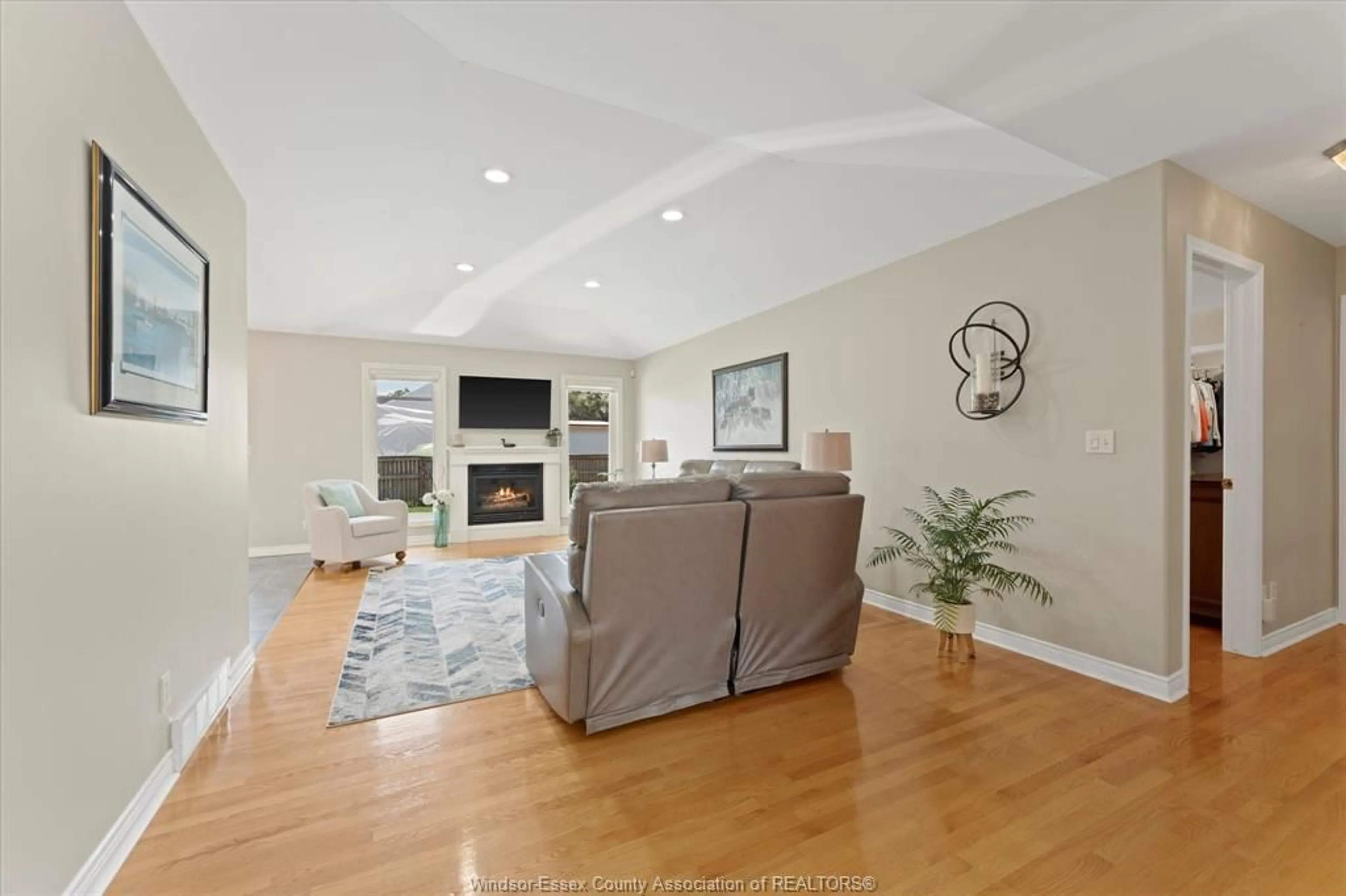 Living room with furniture, unknown for 127 WINTERMUTE Ave, Lakeshore Ontario N8L 0Y6
