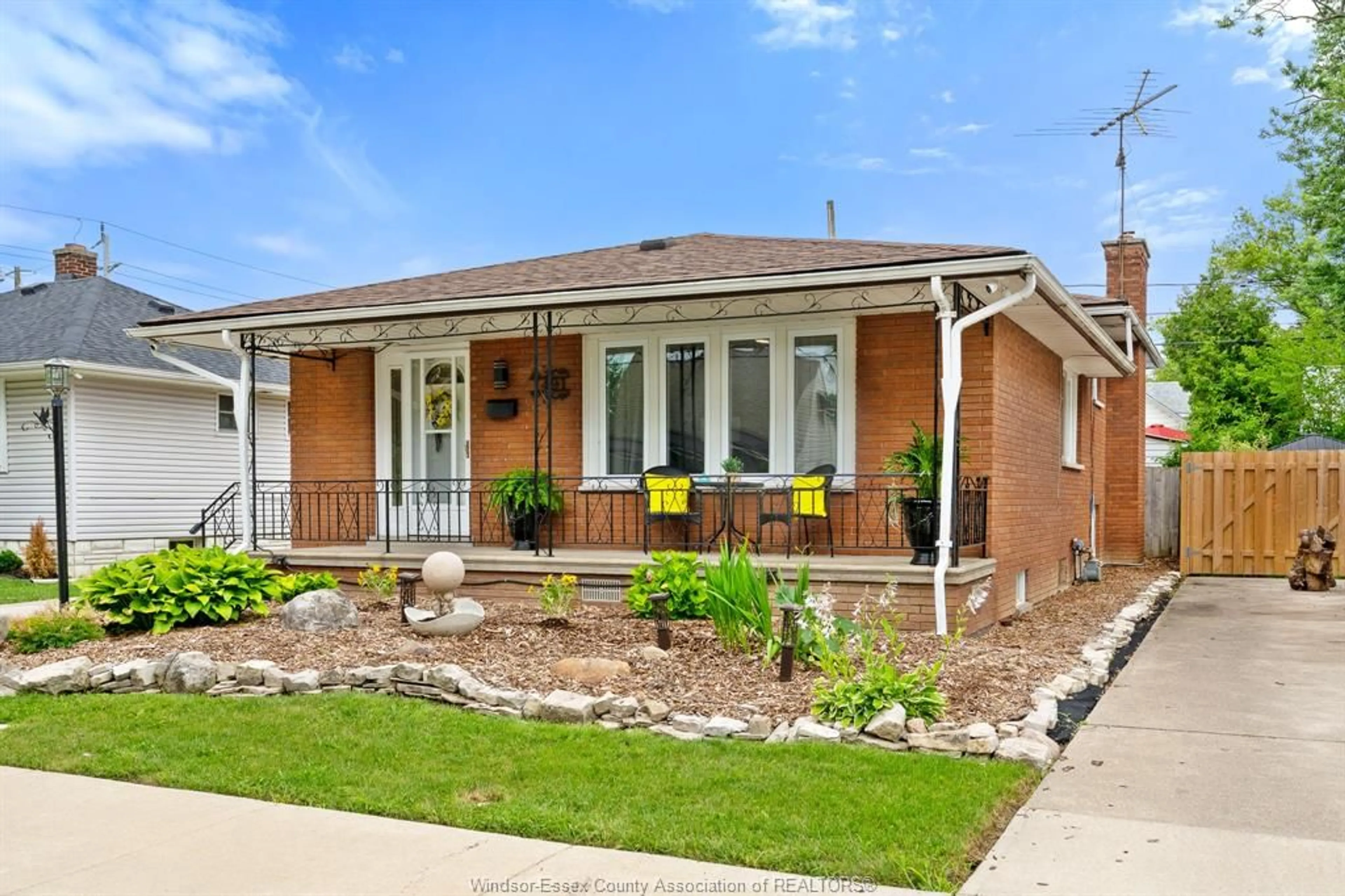 Home with brick exterior material, street for 1491 ELLROSE Ave, Windsor Ontario N8Y 3X4