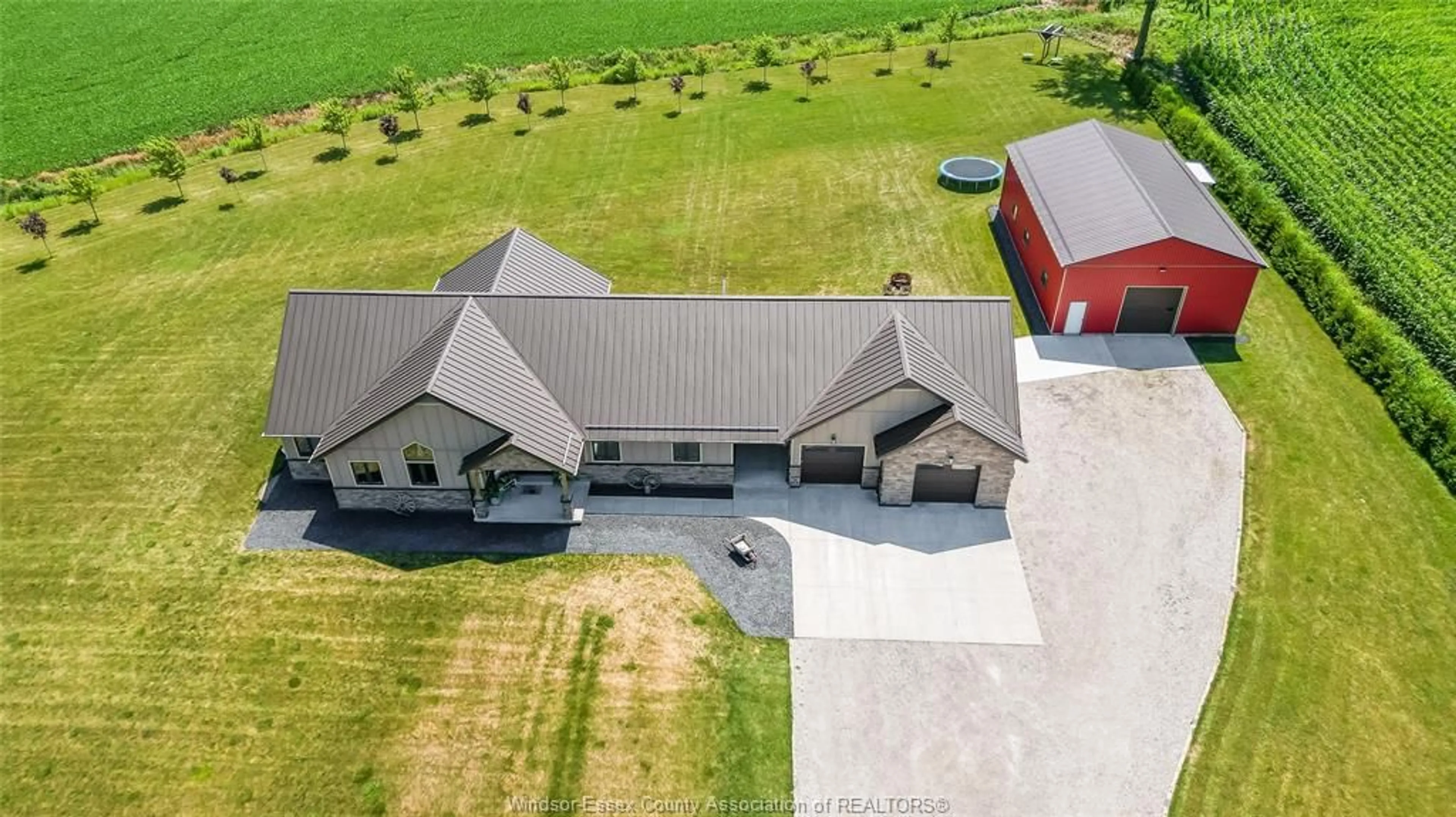 A pic from outside/outdoor area/front of a property/back of a property/a pic from drone, building for 1764 THIRD CONCESSION Line, Wheatley Ontario N0P 2P0