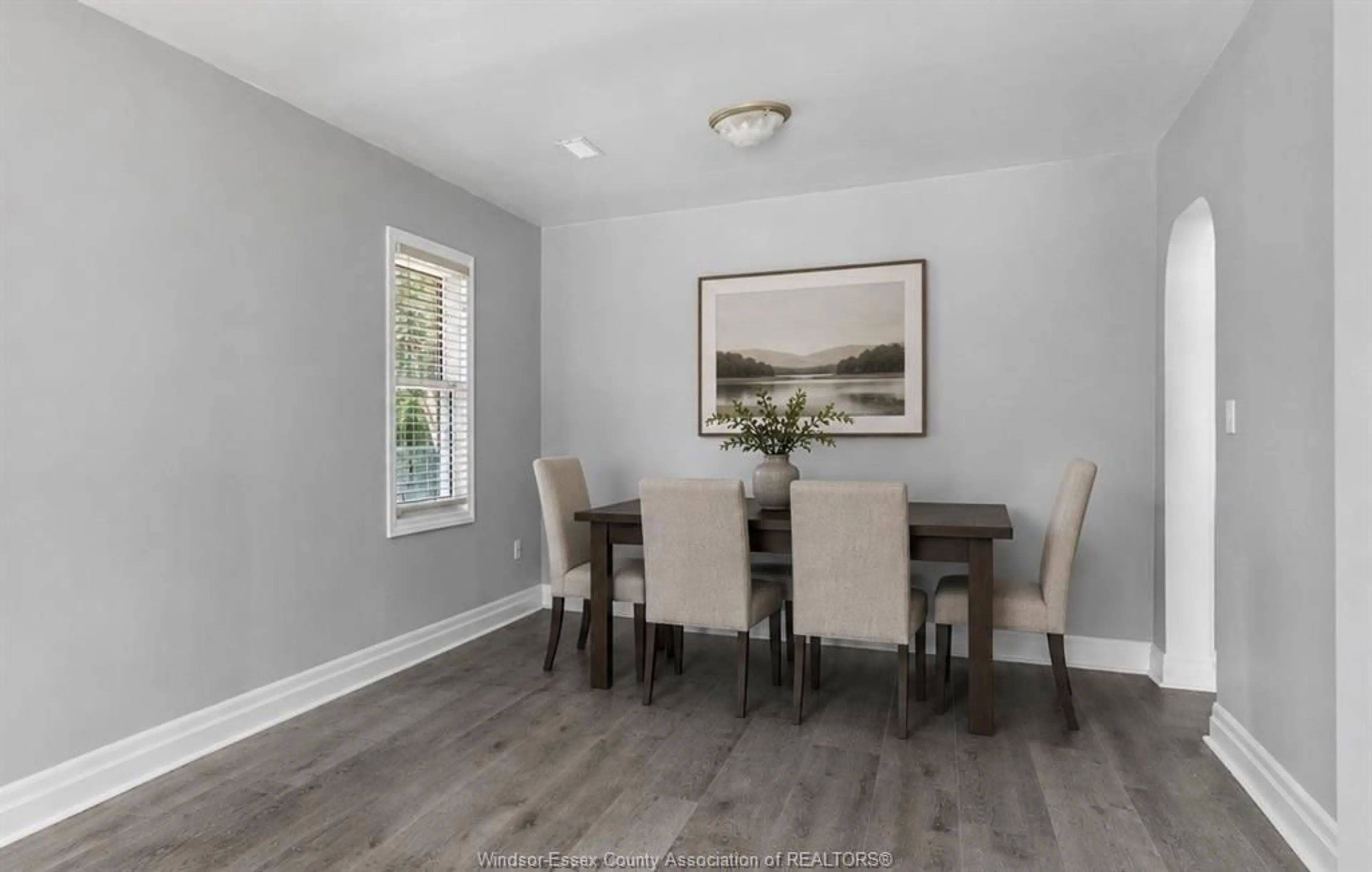 Dining room, wood/laminate floor for 1589 DROUILLARD, Windsor Ontario N8Y 2S1