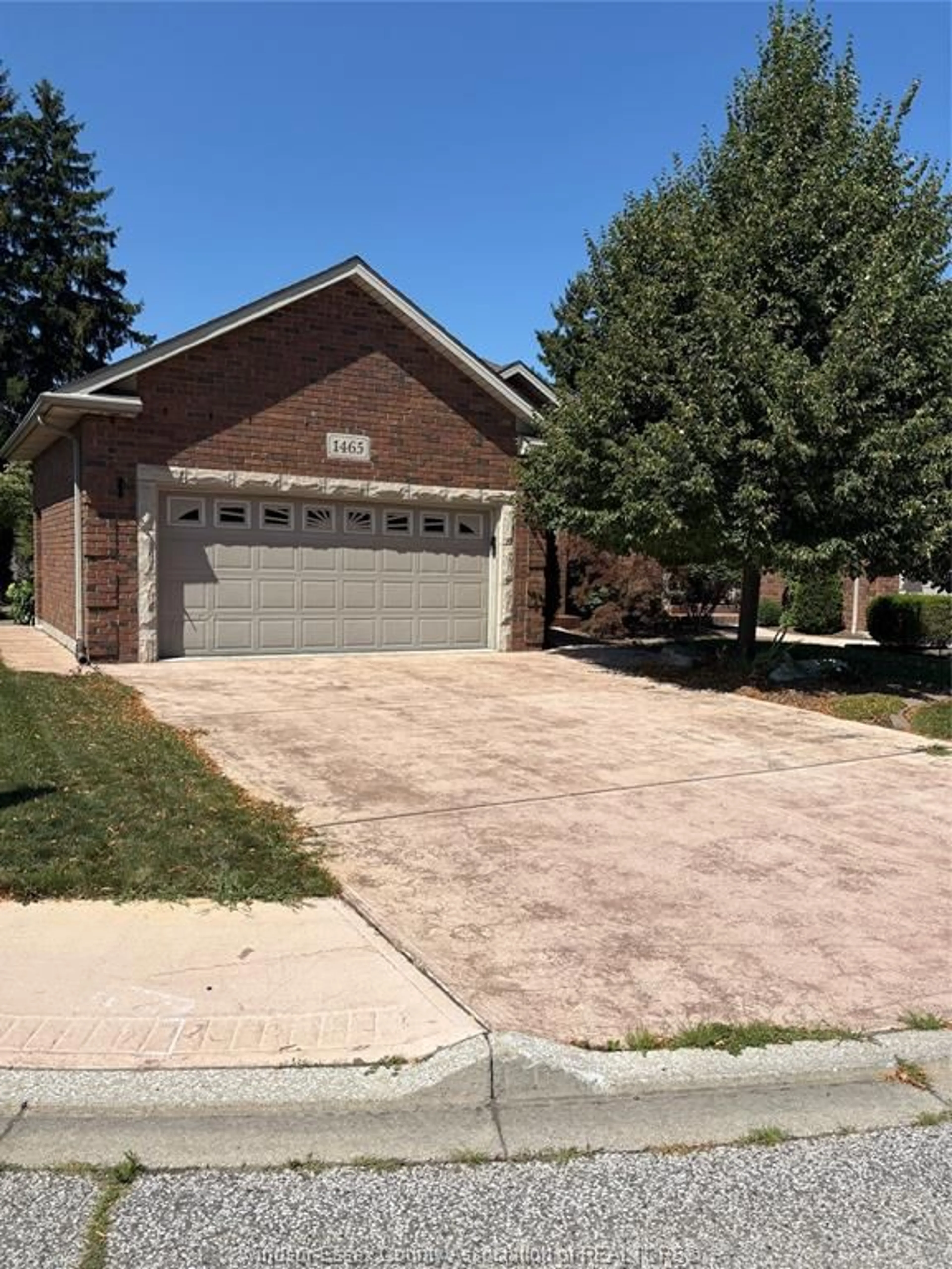 Home with brick exterior material, street for 1465 POISSON, Tecumseh Ontario N8N 1T5