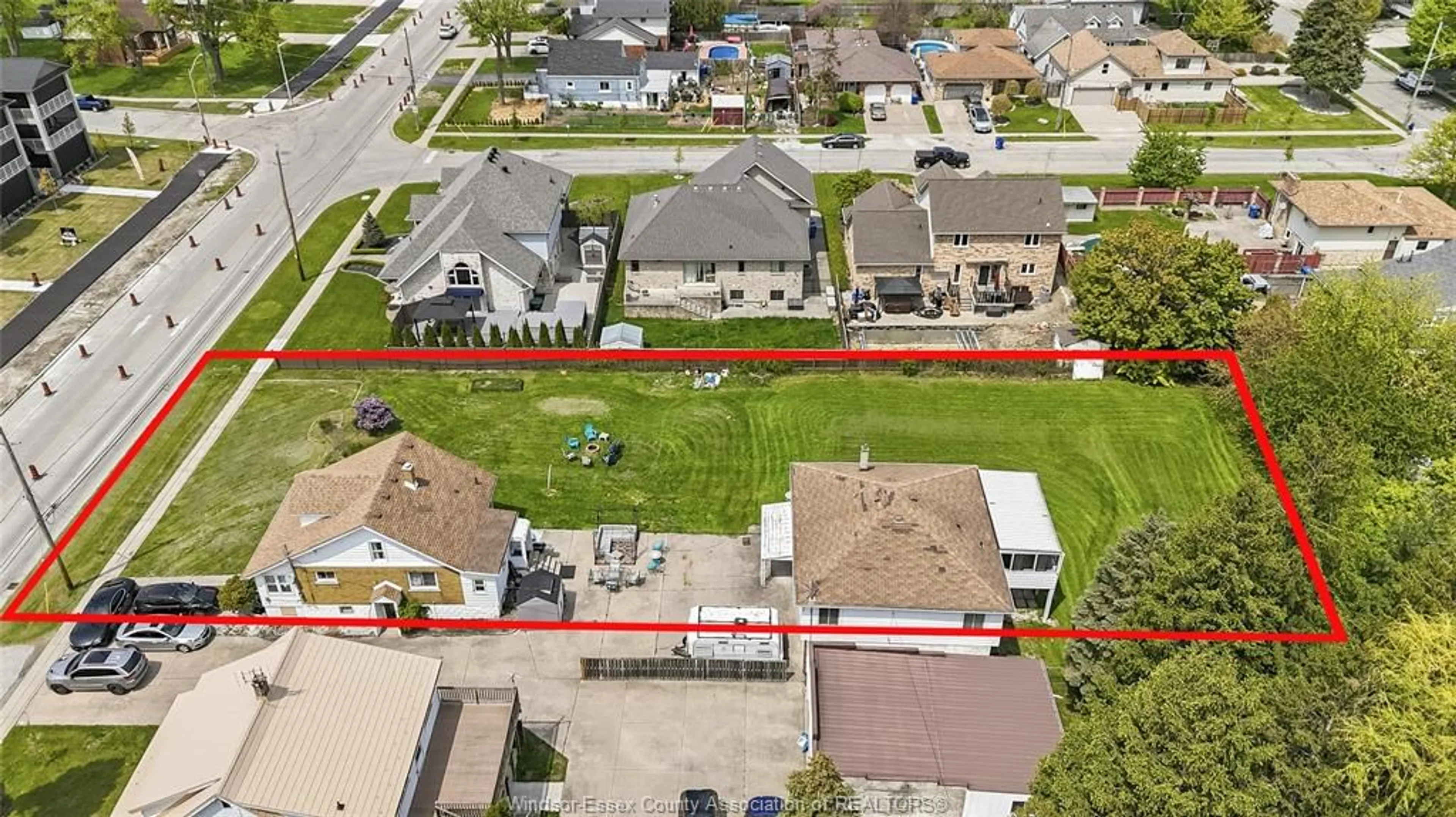 A pic from outside/outdoor area/front of a property/back of a property/a pic from drone, street for 222-224 LESPERANCE, Tecumseh Ontario N8N 1W3