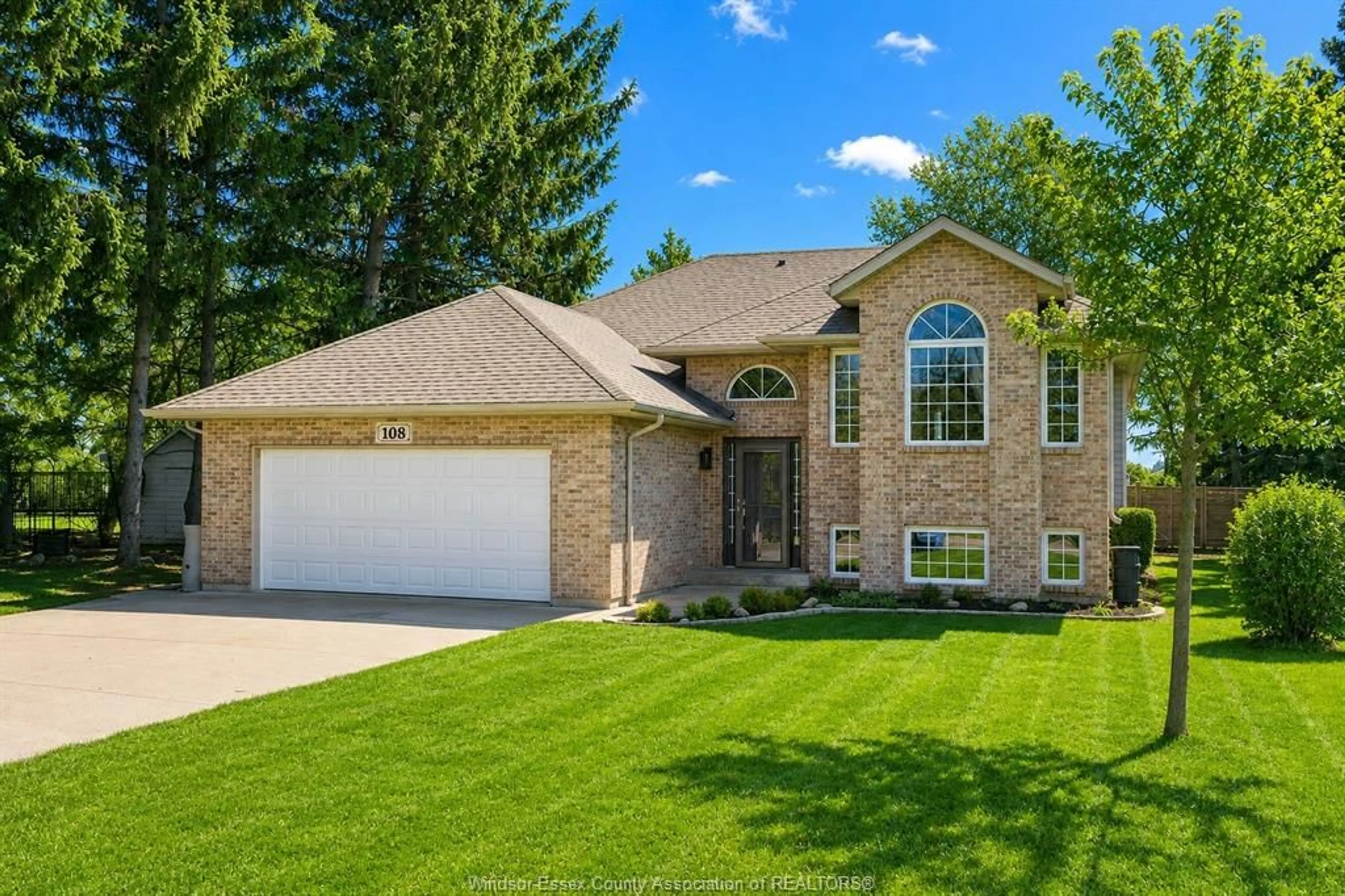 Home with brick exterior material, street for 108 WESTCHESTER Rd, Harrow Ontario N0R 1G0