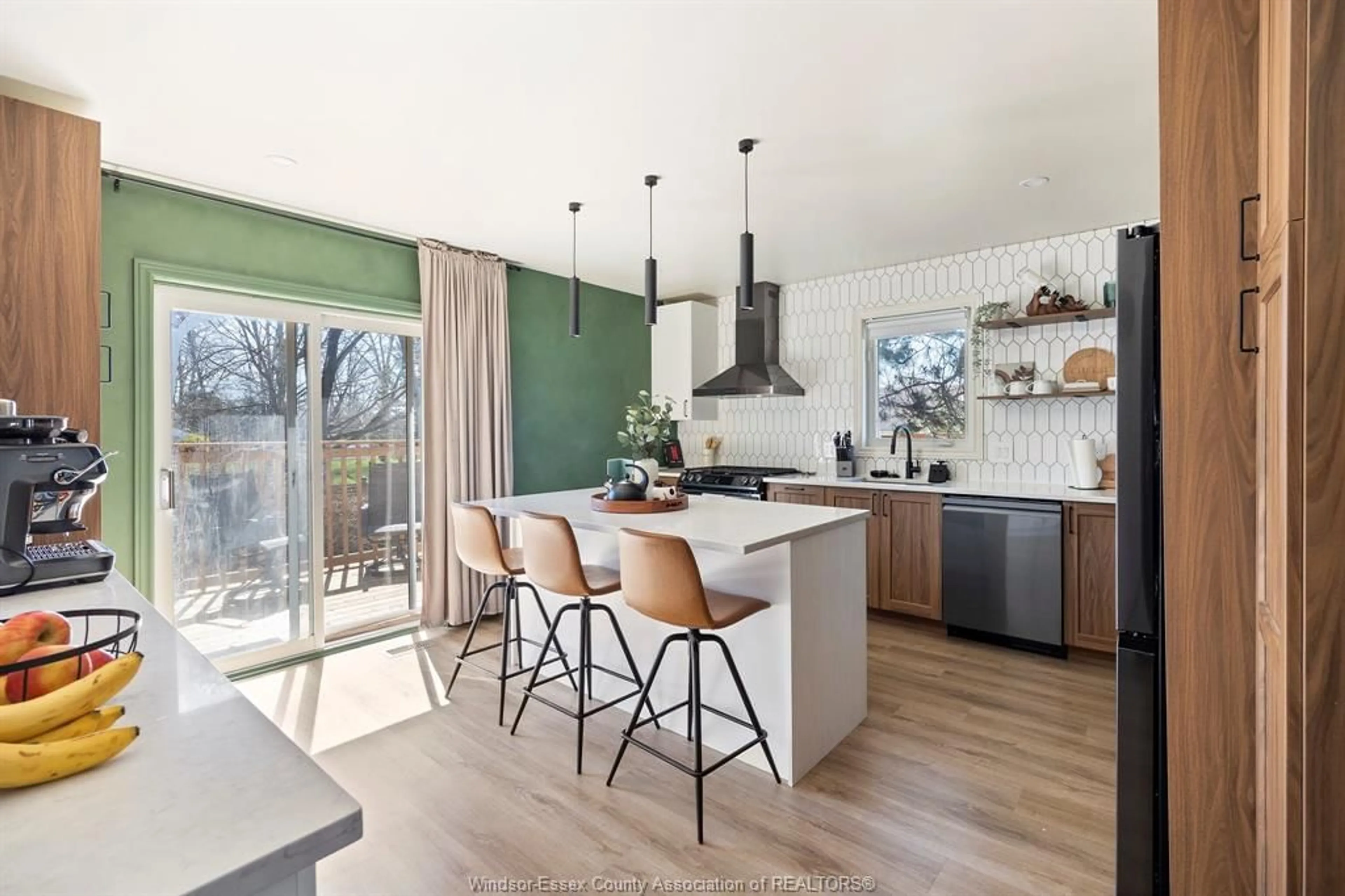 Open concept kitchen, unknown for 108 WESTCHESTER Rd, Harrow Ontario N0R 1G0