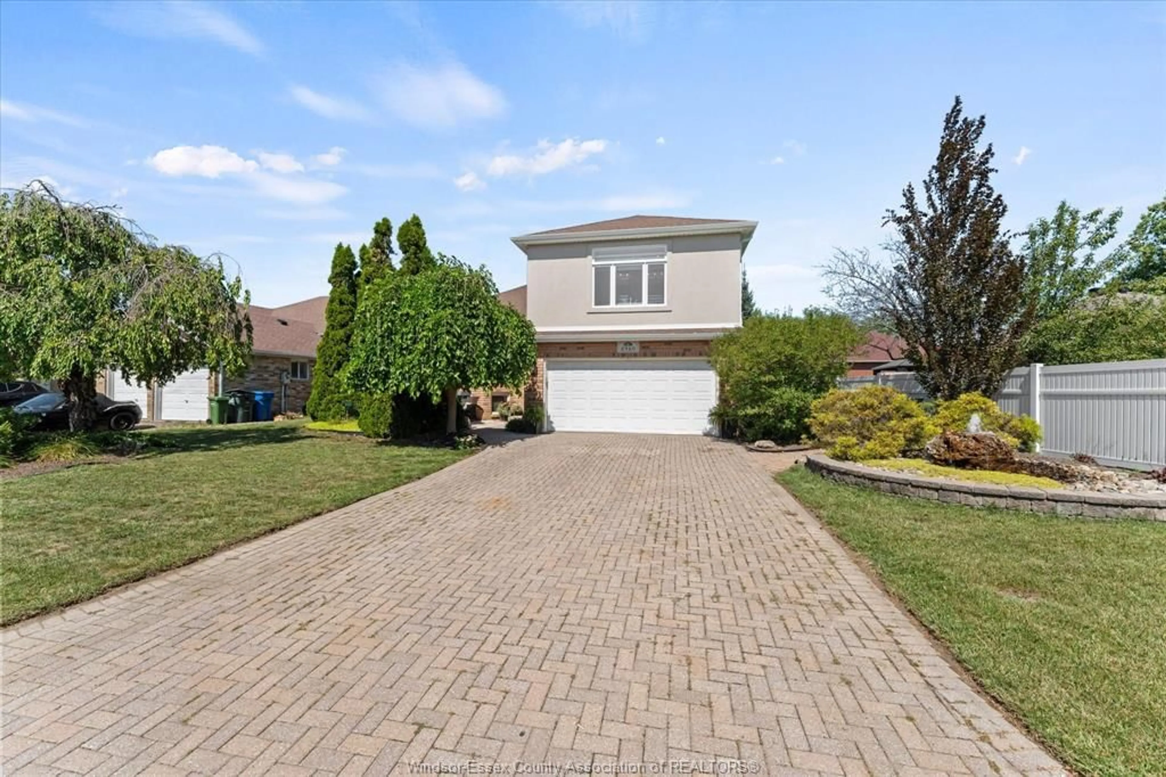 Unknown for 4960 SOUTHWOOD LAKES, Windsor Ontario N9G 2S9