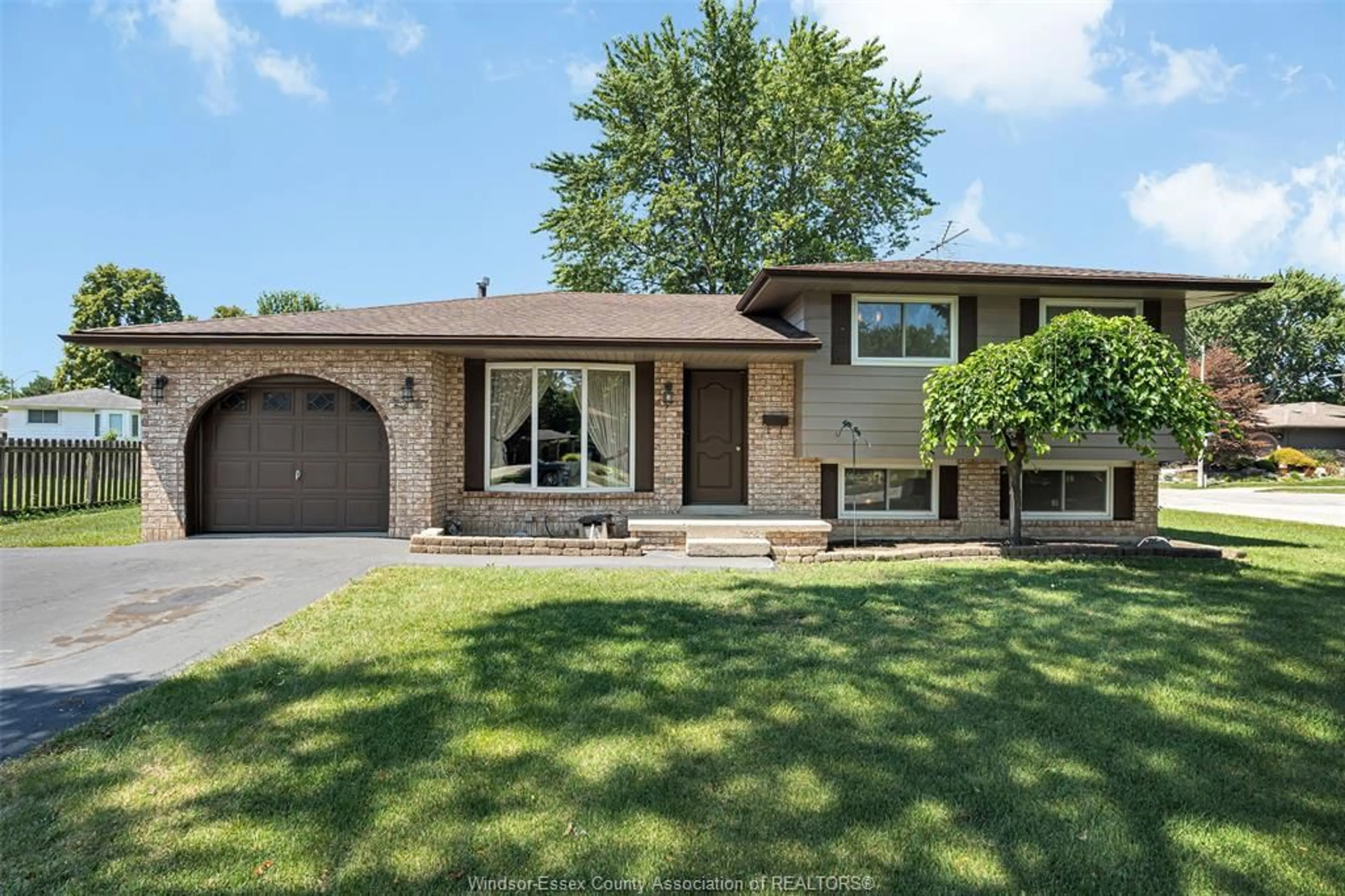 Home with brick exterior material, street for 646 ESTATE PARK, Tecumseh Ontario N8N 3C8